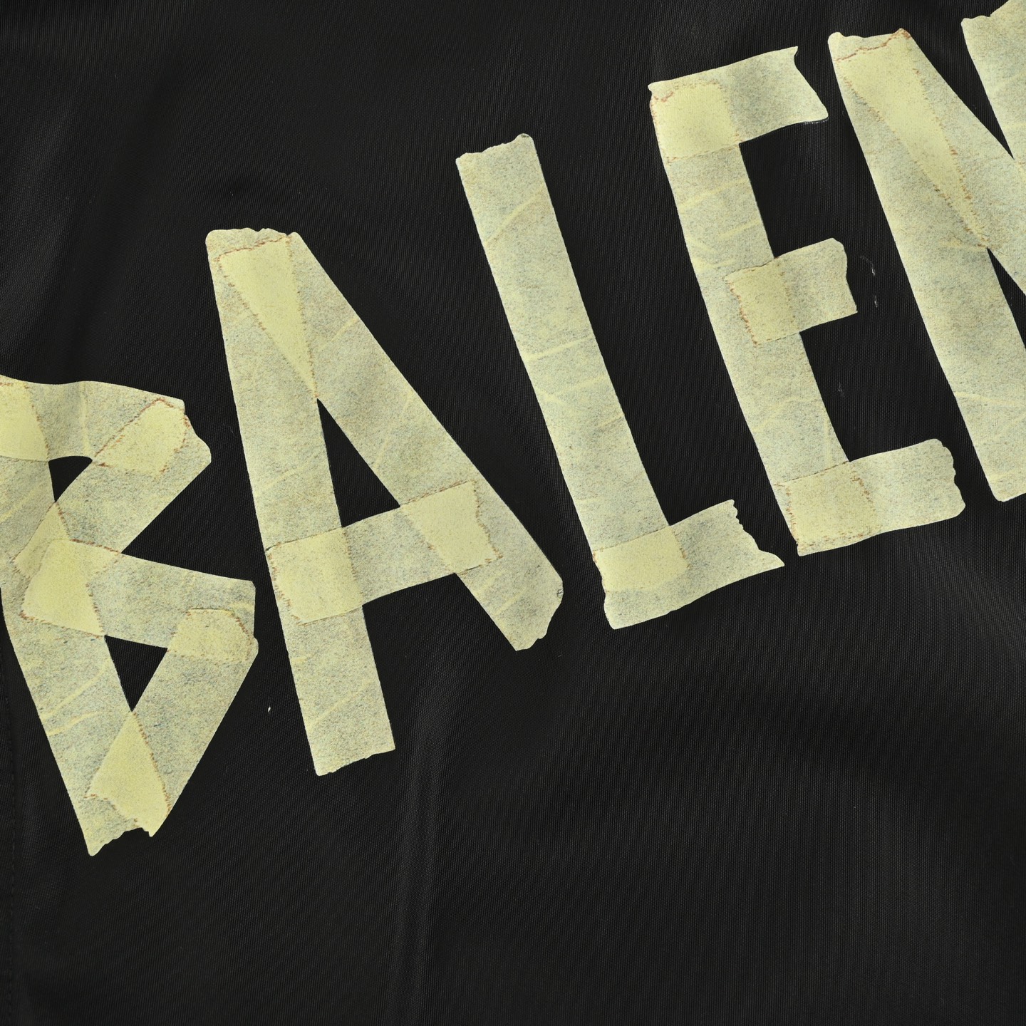 Balenciaga/巴黎世家 美纹纸胶带冲锋衣夹克外套