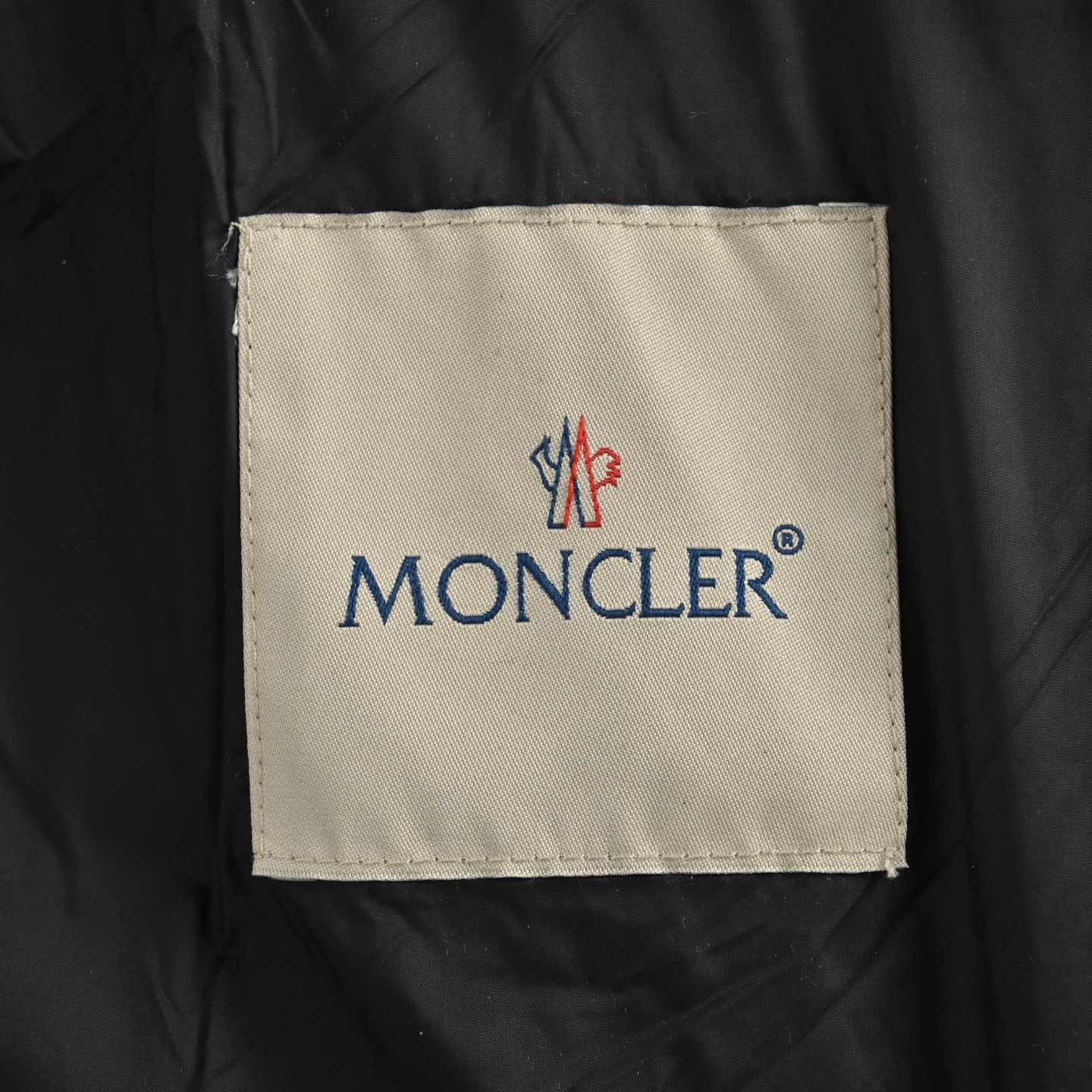 Moncler/蒙口 3D绗缝拉链羽绒服外套