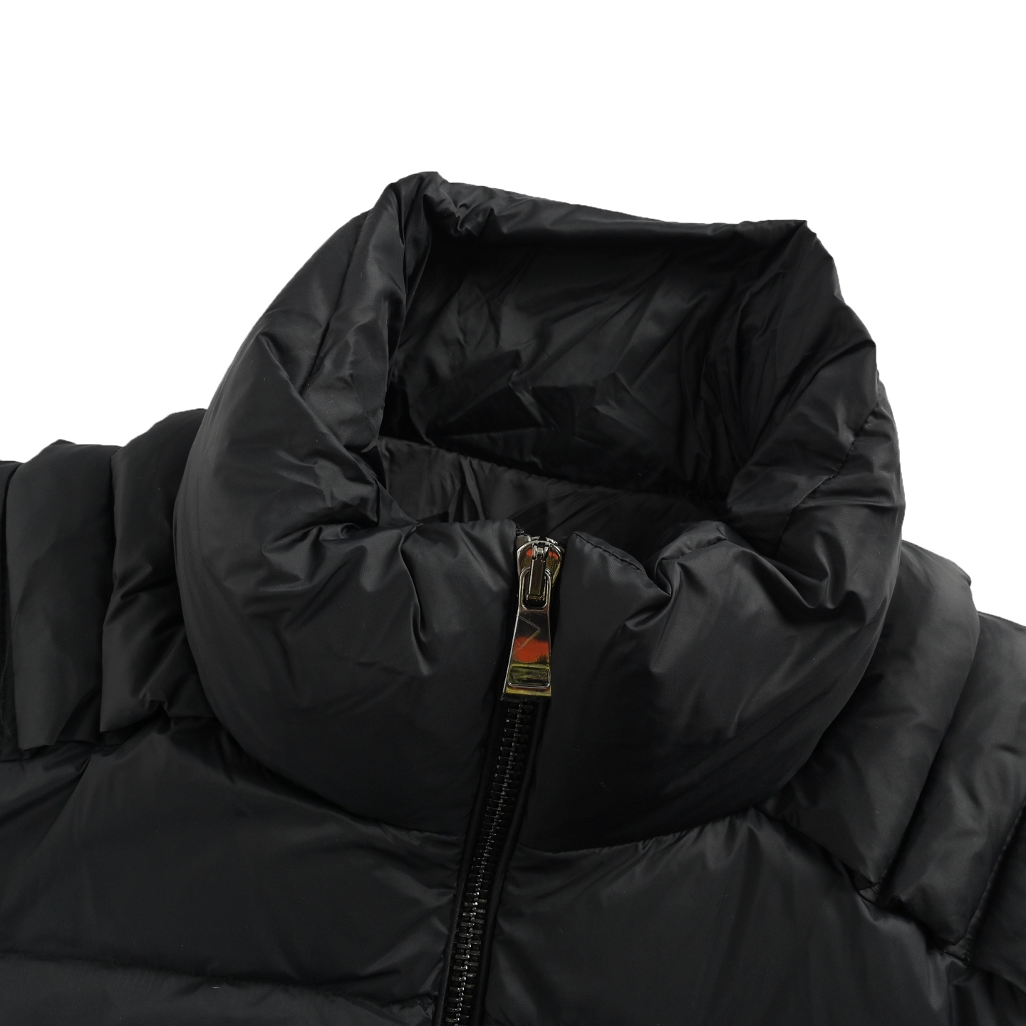 Moncler/蒙口 3D绗缝拉链羽绒服外套