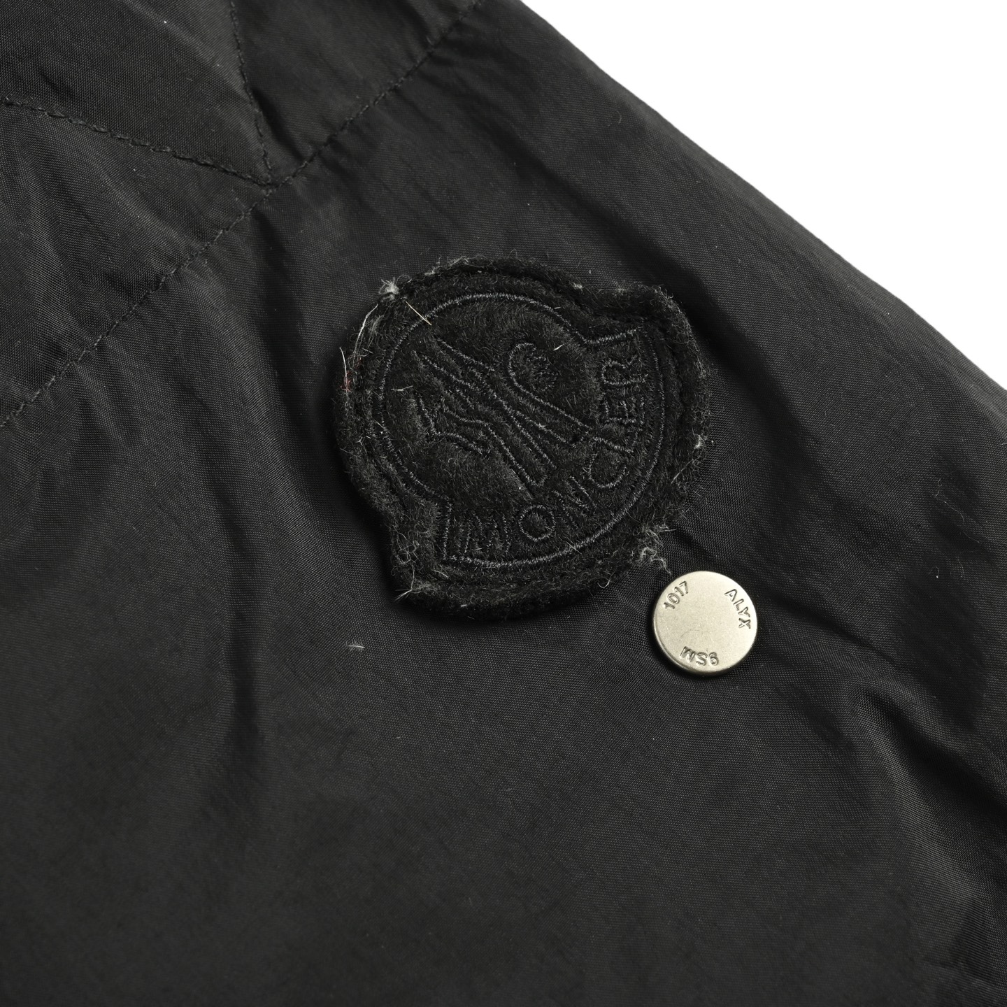 Moncler/蒙口 联名双拉链连帽羽绒服-莆田鞋,莆田鞋货源,高仿鞋,高仿鞋货源,安福档口,莆田高仿鞋,莆田鞋批发,高仿鞋批发,莆田高仿运动鞋,高仿运动鞋,莆田运动鞋 Moncler/蒙口 联名双拉链连帽羽绒服