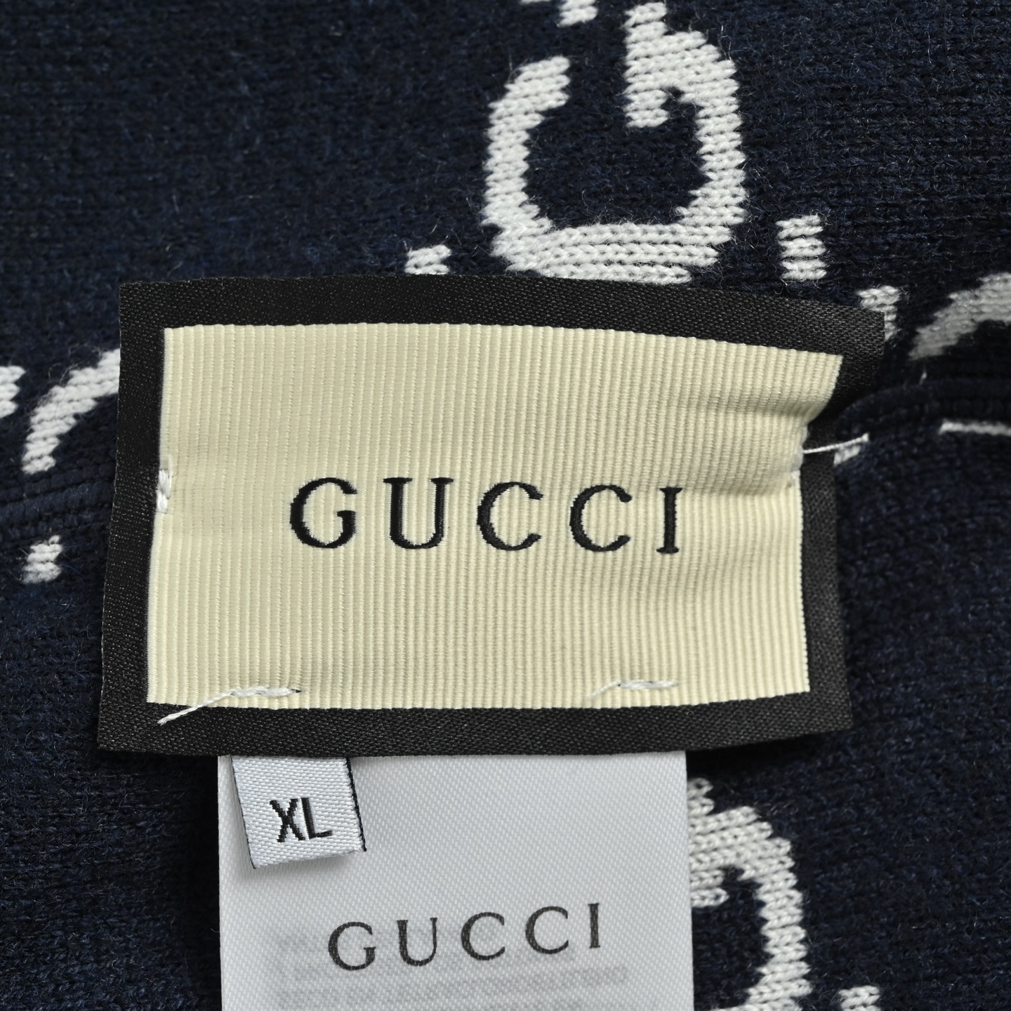 Gucci/古驰 25Fw 双面穿羊绒针织外套-莆田鞋,莆田鞋货源,高仿鞋,高仿鞋货源,安福档口,莆田高仿鞋,莆田鞋批发,高仿鞋批发,莆田高仿运动鞋,高仿运动鞋,莆田运动鞋 Gucci/古驰 25Fw 双面穿羊绒针织外套