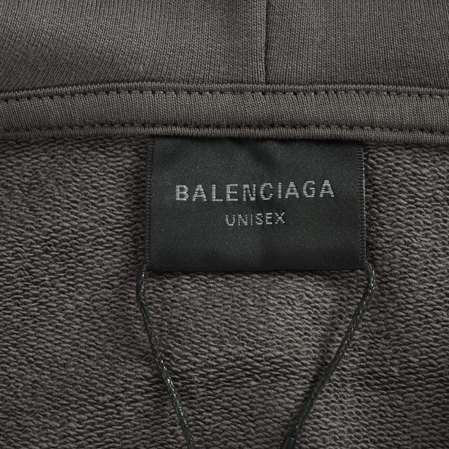 Balenciaga/巴黎世家 HUMAN BEING字母贴布连帽外套烟灰
