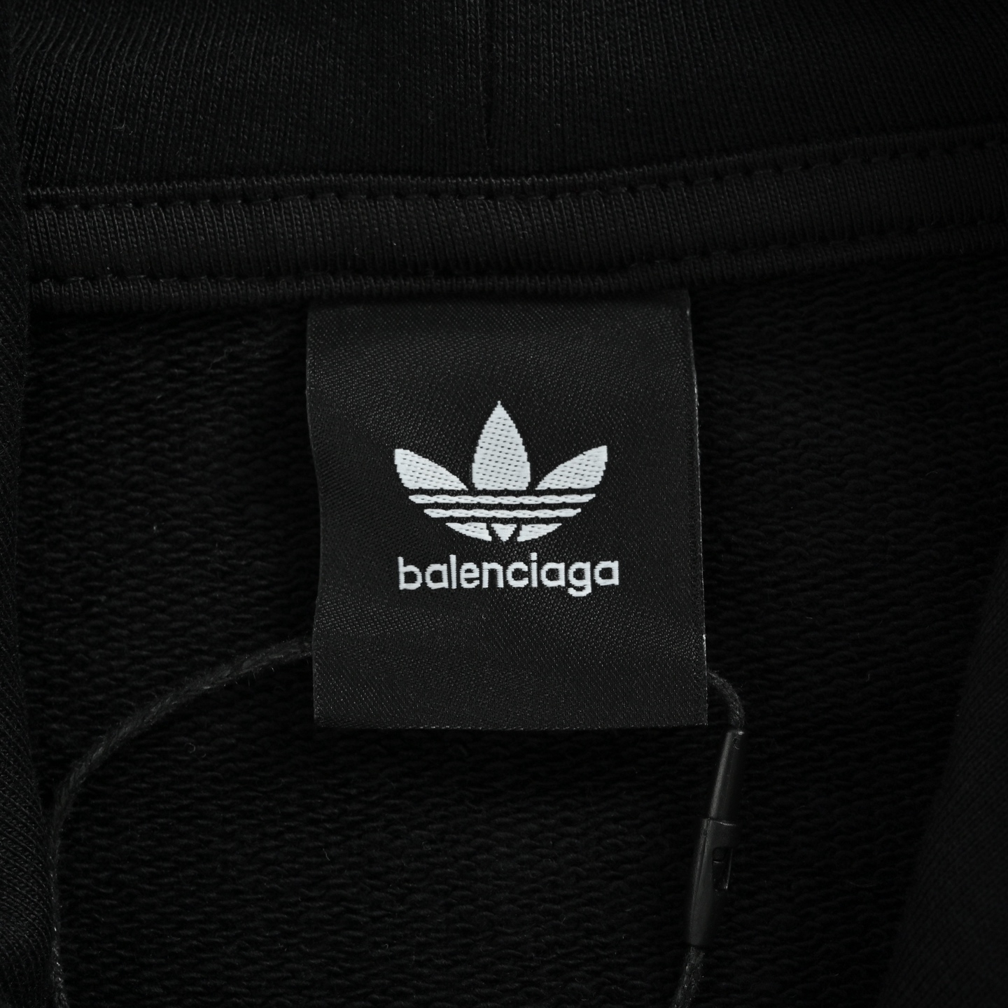 Balenciaga & Adidas 三叶草刺绣三杠连帽卫衣