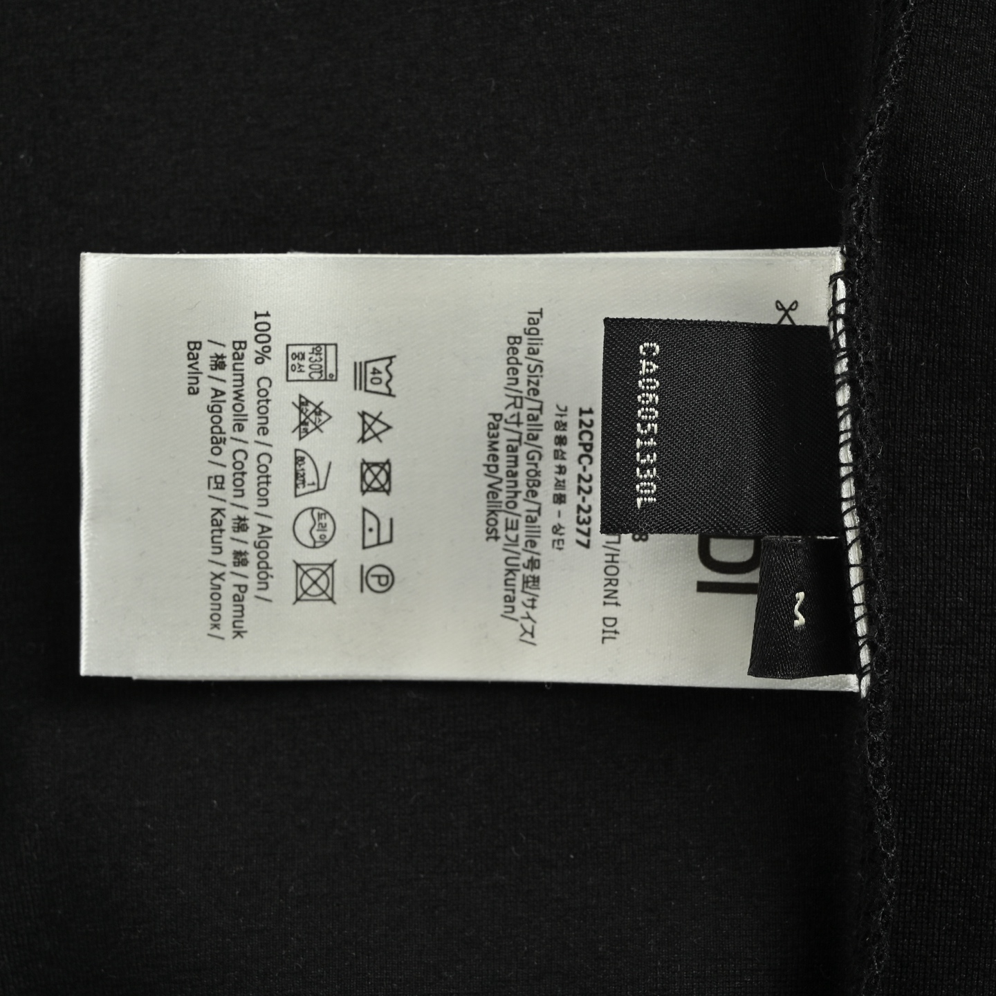 Fendi/芬迪 25Fw 手臂满印双F连帽外套-莆田鞋,莆田鞋货源,高仿鞋,高仿鞋货源,安福档口,莆田高仿鞋,莆田鞋批发,高仿鞋批发,莆田高仿运动鞋,高仿运动鞋,莆田运动鞋 Fendi/芬迪 25Fw 手臂满印双F连帽外套