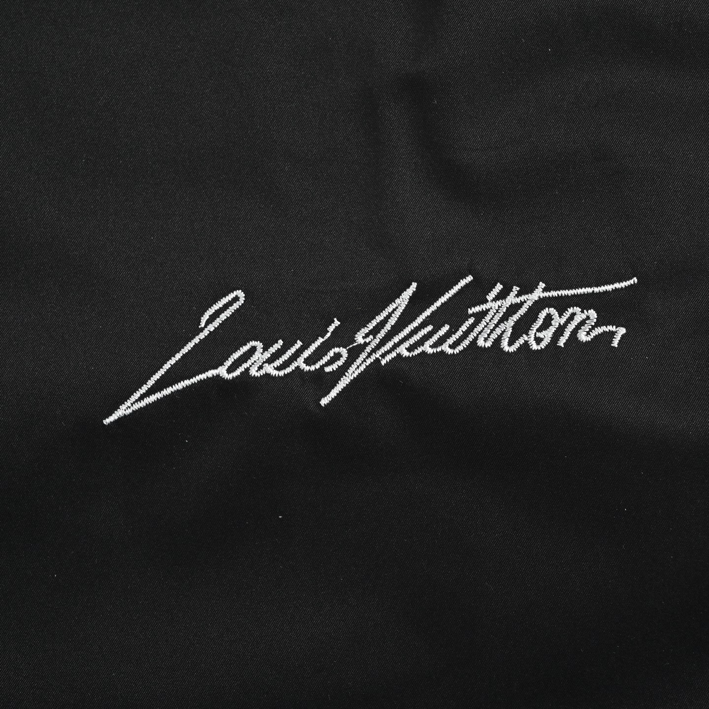 Louis Vuitton/路易威登 24ss 千鸟格拼接科技慢跑长裤