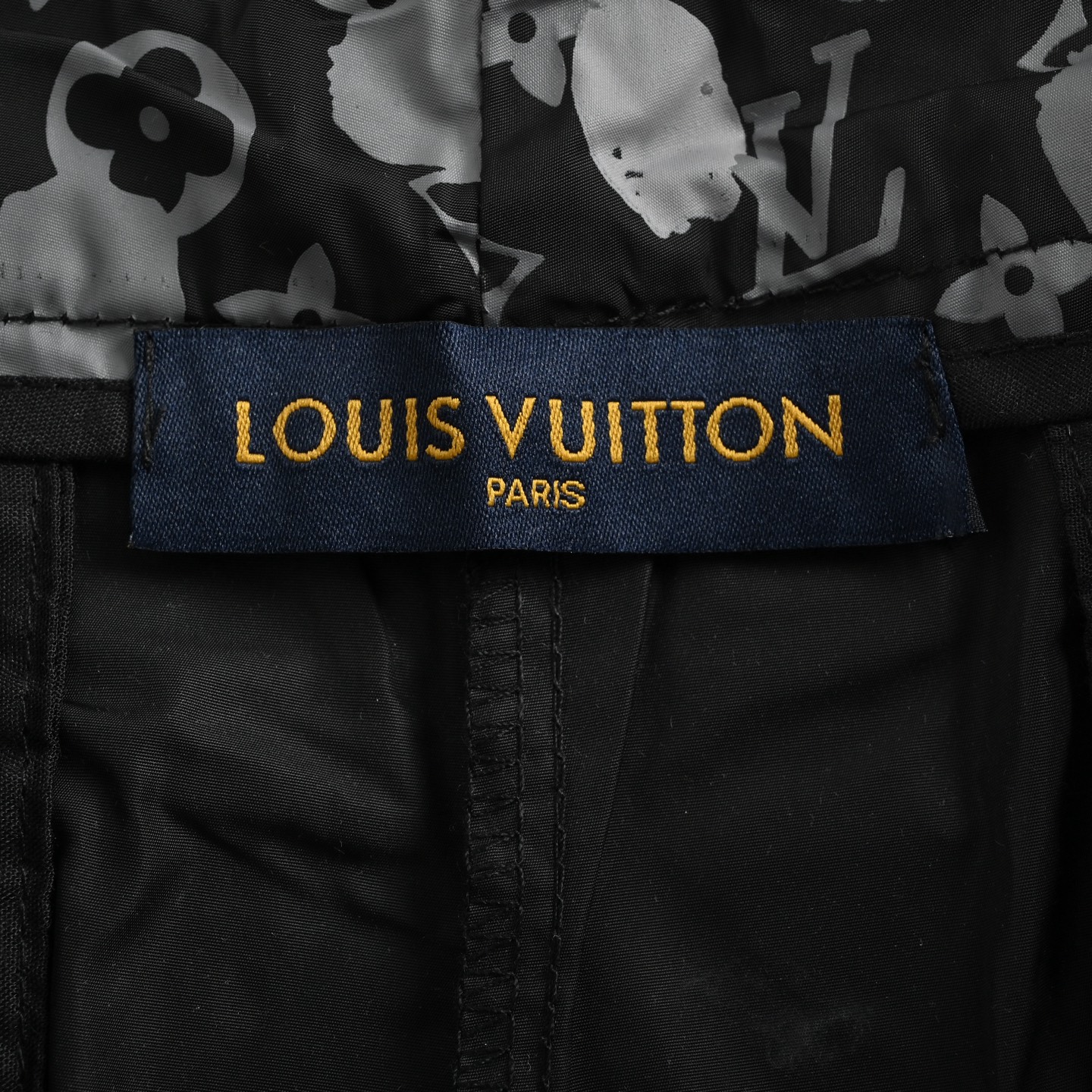 Louis Vuitton路易威登 草间弥生满印手绘波点工装长裤
