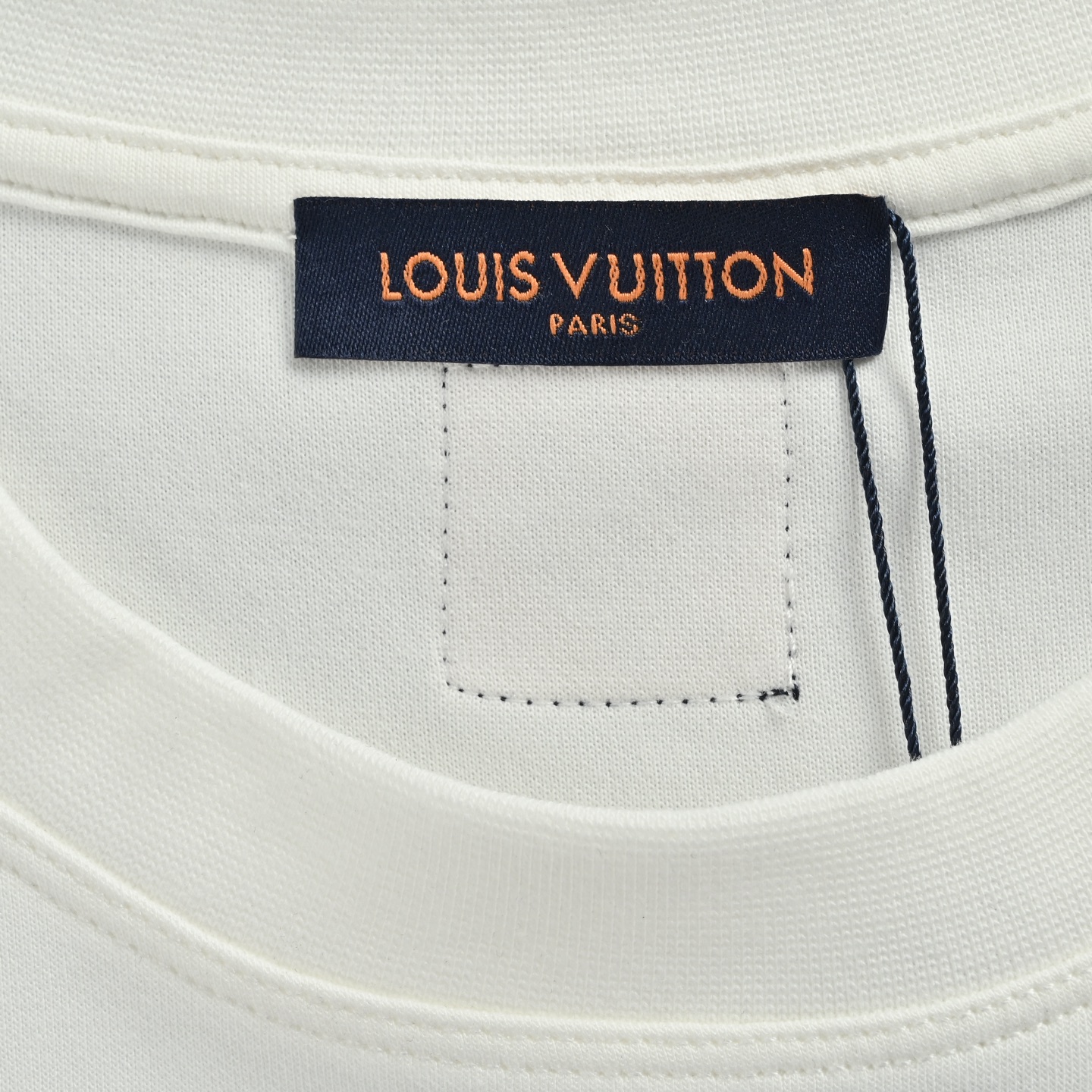 Louis Vuitton/路易威登 图案文化风景刺绣长袖T恤 黑色 白色