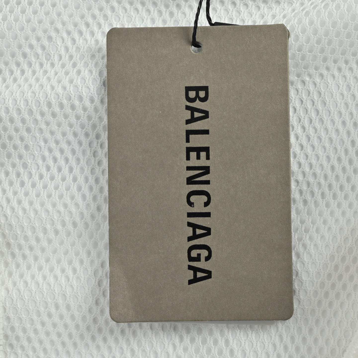 Balenciaga/巴黎世家 25Fw 大半环拼接冲锋衣夹克 白色-莆田鞋,莆田鞋货源,高仿鞋,高仿鞋货源,安福档口,莆田高仿鞋,莆田鞋批发,高仿鞋批发,莆田高仿运动鞋,高仿运动鞋,莆田运动鞋 Balenciaga/巴黎世家 25Fw 大半环拼接冲锋衣夹克 白色