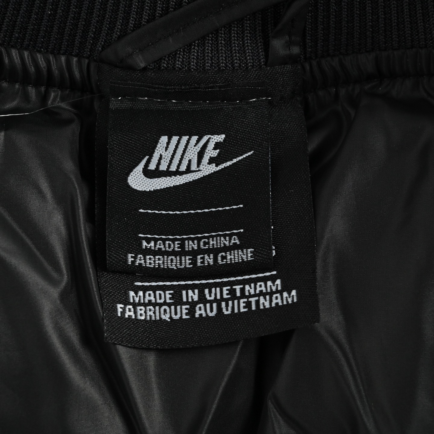 Nike/耐克 硅胶小标飞行棉服外套 黑色 军绿色