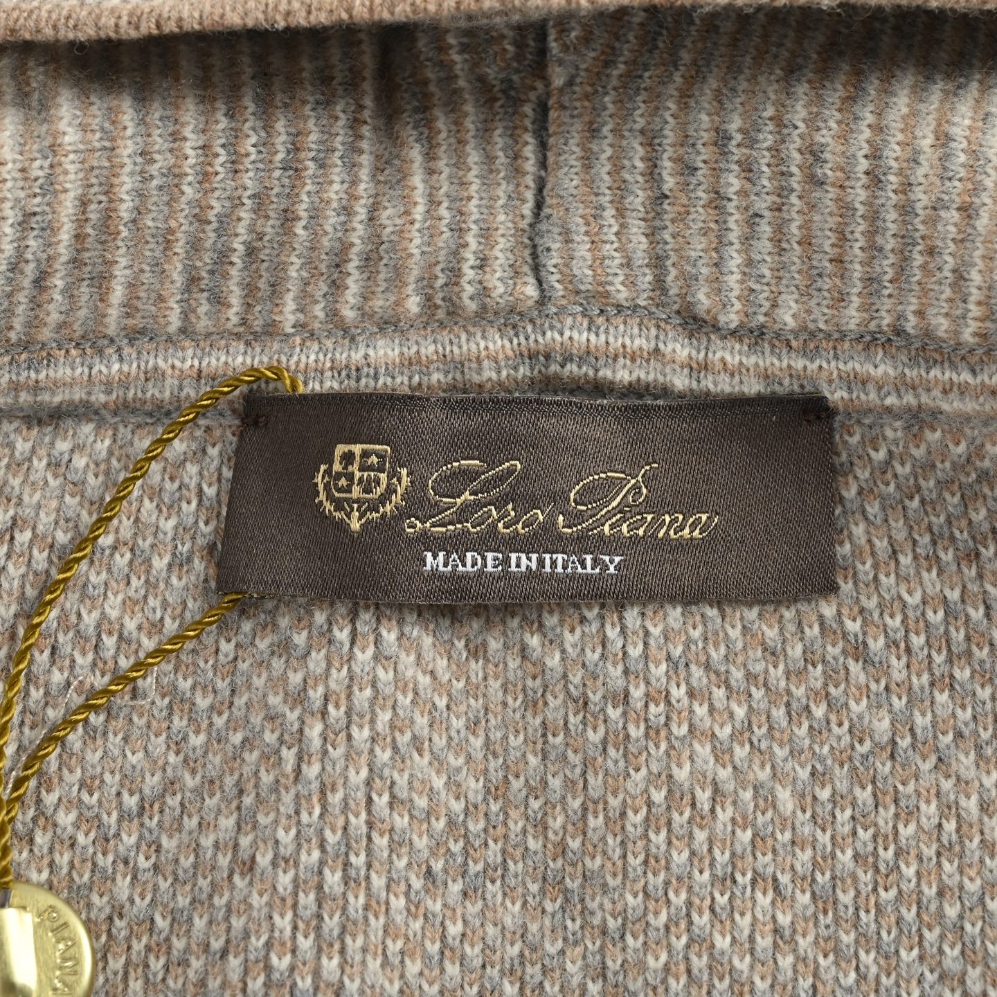 Loro Piana LP 75Fw 藤格羊毛拉链外套-莆田鞋,莆田鞋货源,高仿鞋,高仿鞋货源,安福档口,莆田高仿鞋,莆田鞋批发,高仿鞋批发,莆田高仿运动鞋,高仿运动鞋,莆田运动鞋 Loro Piana LP 75Fw 藤格羊毛拉链外套