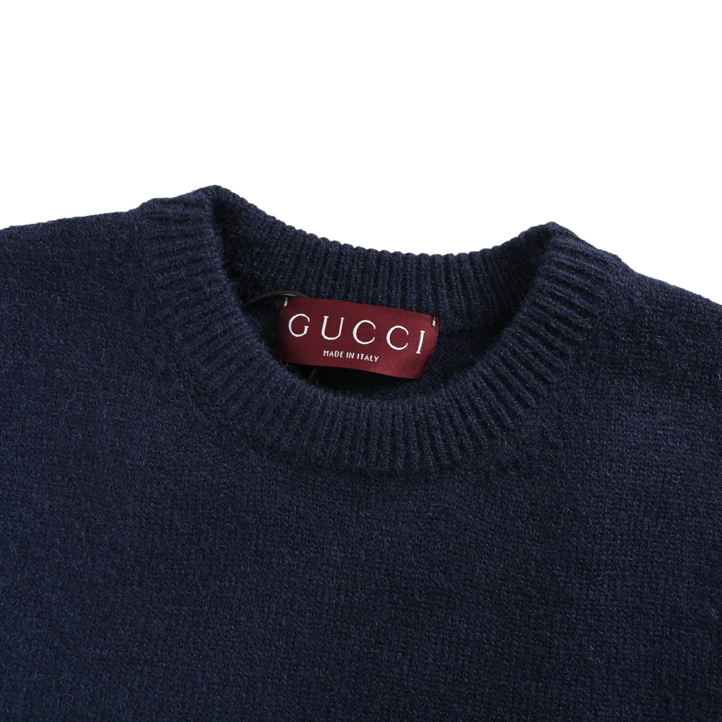 Gucci/古驰 消散字母提花圆领毛衣-莆田鞋,莆田鞋货源,高仿鞋,高仿鞋货源,安福档口,莆田高仿鞋,莆田鞋批发,高仿鞋批发,莆田高仿运动鞋,高仿运动鞋,莆田运动鞋 Gucci/古驰 消散字母提花圆领毛衣