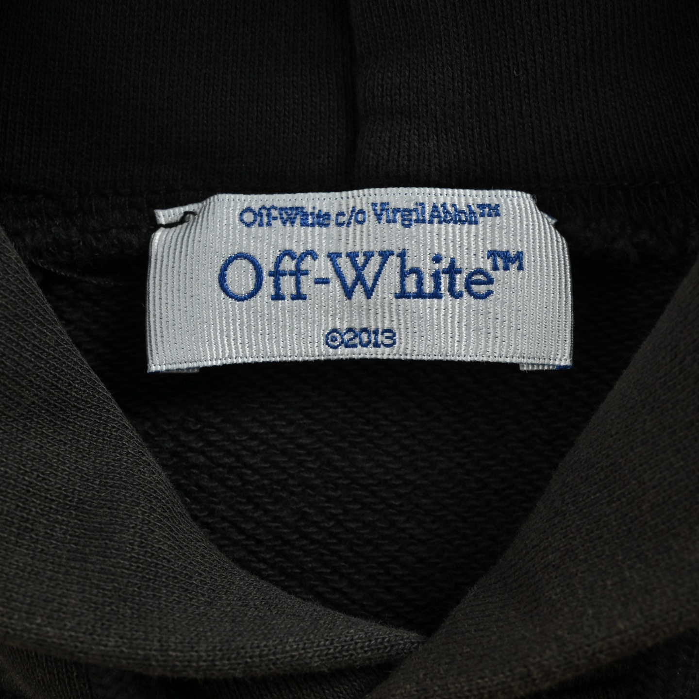 OFF WHITE CO VIRGIL 胸前圣咏圣母印花连帽卫衣-莆田鞋,莆田鞋货源,高仿鞋,高仿鞋货源,安福档口,莆田高仿鞋,莆田鞋批发,高仿鞋批发,莆田高仿运动鞋,高仿运动鞋,莆田运动鞋 OFF WHITE CO VIRGIL 胸前圣咏圣母印花连帽卫衣