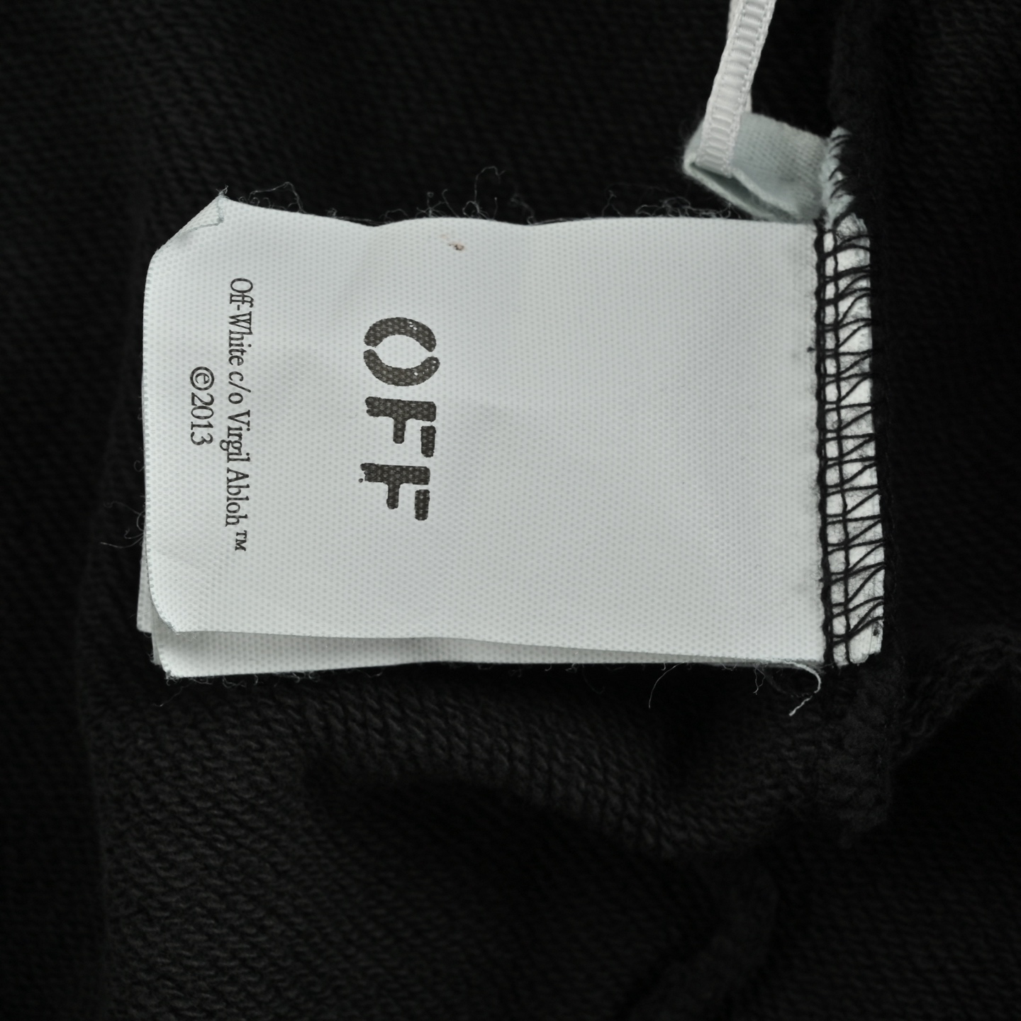 OFF WHITE CO VIRGIL 胸前圣咏圣母印花连帽卫衣-莆田鞋,莆田鞋货源,高仿鞋,高仿鞋货源,安福档口,莆田高仿鞋,莆田鞋批发,高仿鞋批发,莆田高仿运动鞋,高仿运动鞋,莆田运动鞋 OFF WHITE CO VIRGIL 胸前圣咏圣母印花连帽卫衣