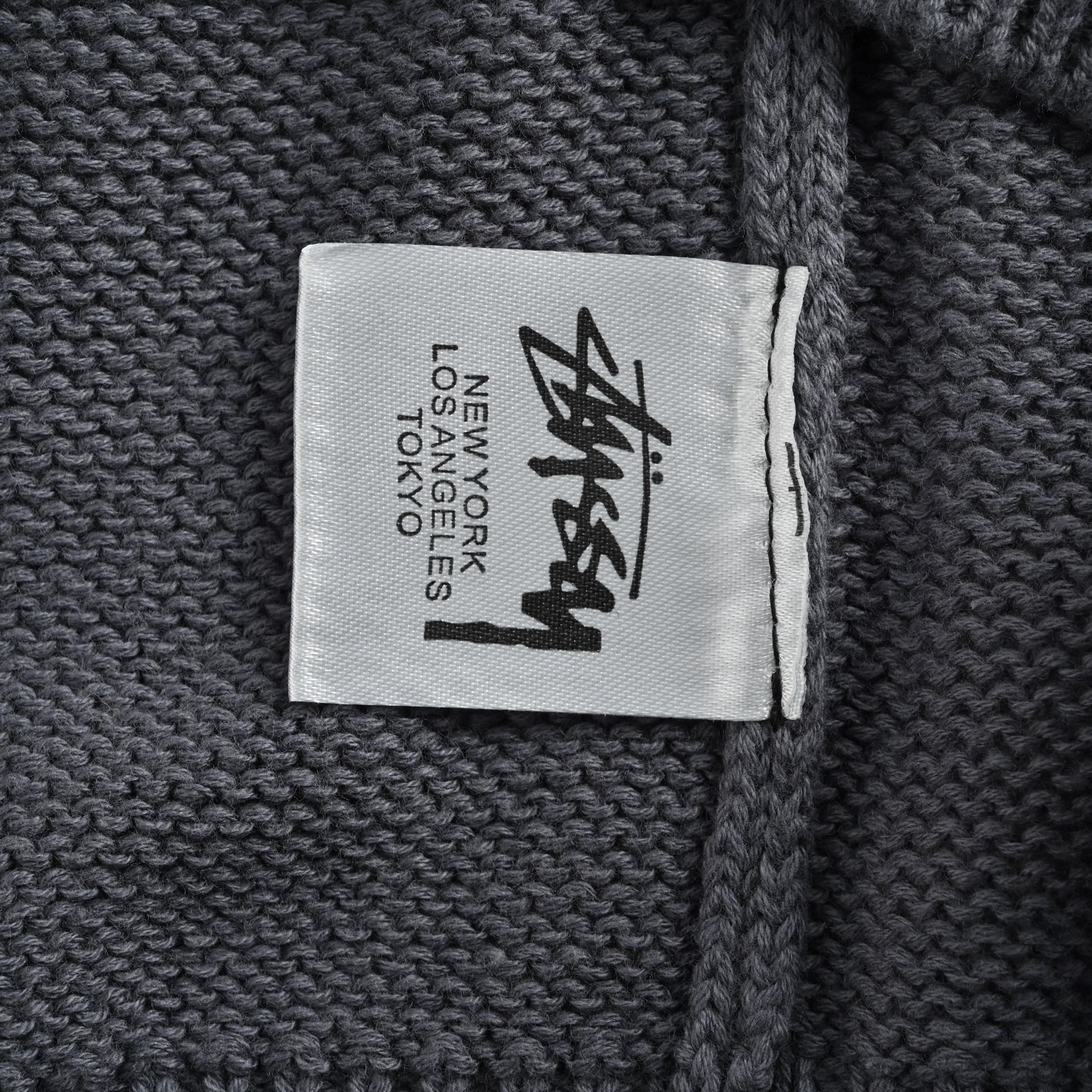 STUSSY/斯图西 25Fw 后背冲浪人印花圆领毛衣-莆田鞋,莆田鞋货源,高仿鞋,高仿鞋货源,安福档口,莆田高仿鞋,莆田鞋批发,高仿鞋批发,莆田高仿运动鞋,高仿运动鞋,莆田运动鞋 STUSSY/斯图西 25Fw 后背冲浪人印花圆领毛衣