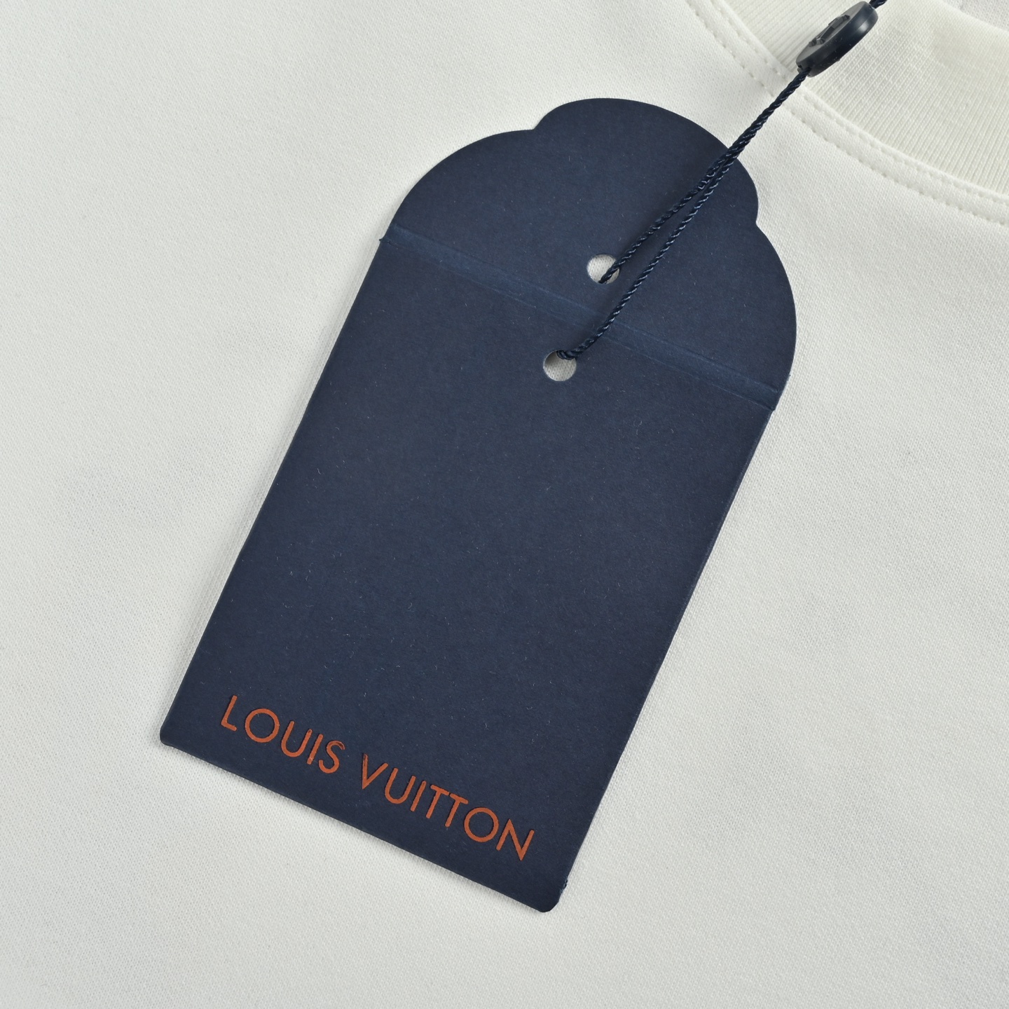 Louis Vuitton/路易威登 25Fw 花卉刺绣长袖T恤 定织定染 水洗柔滑长绒棉 黑色 白色