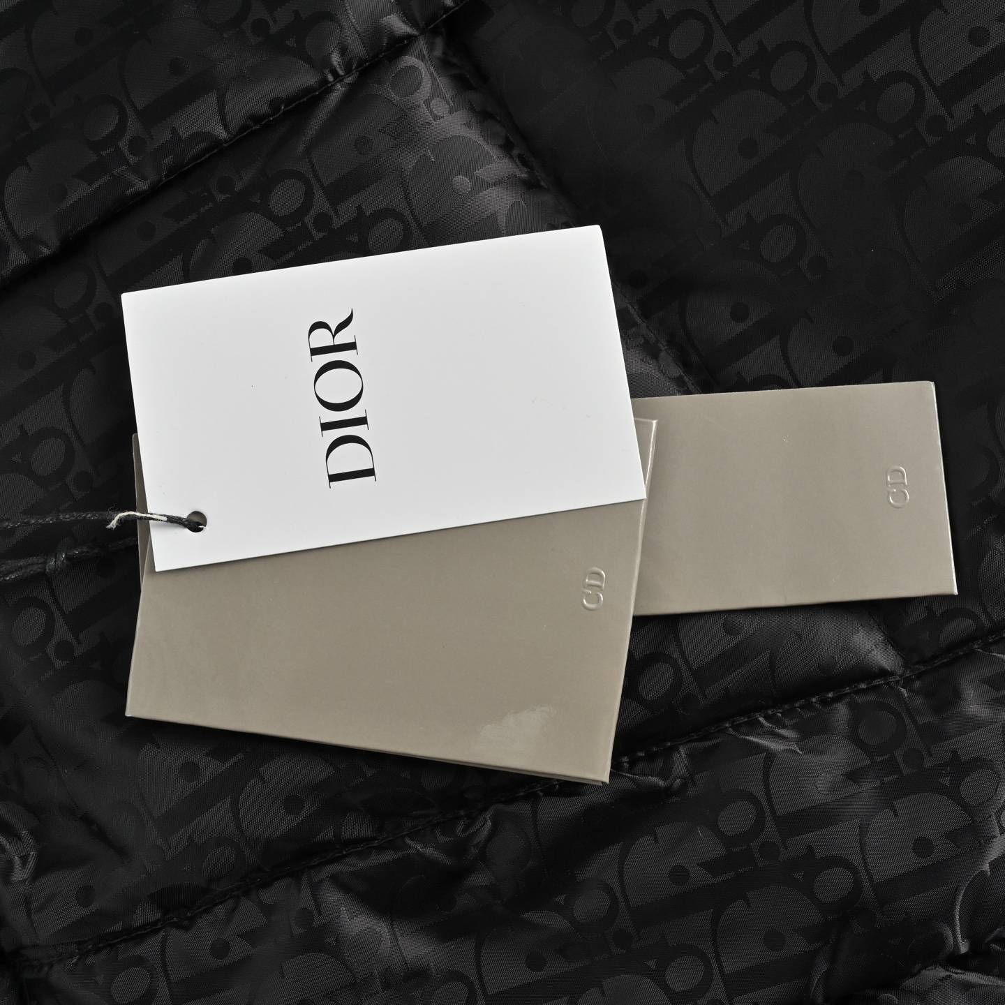 Dior/迪奥 纽扣拉链老花羽绒服-莆田鞋,莆田鞋货源,高仿鞋,高仿鞋货源,安福档口,莆田高仿鞋,莆田鞋批发,高仿鞋批发,莆田高仿运动鞋,高仿运动鞋,莆田运动鞋 Dior/迪奥 纽扣拉链老花羽绒服