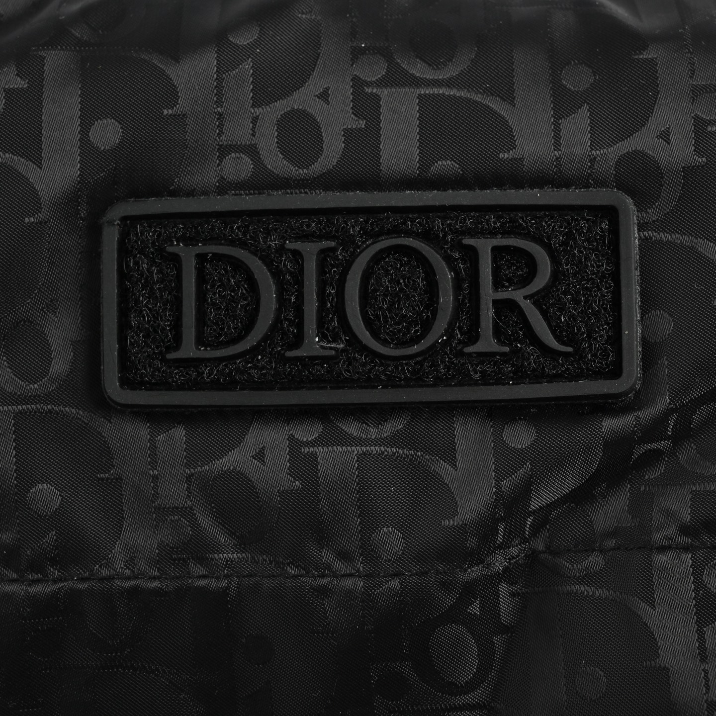 Dior/迪奥 纽扣拉链老花羽绒服-莆田鞋,莆田鞋货源,高仿鞋,高仿鞋货源,安福档口,莆田高仿鞋,莆田鞋批发,高仿鞋批发,莆田高仿运动鞋,高仿运动鞋,莆田运动鞋 Dior/迪奥 纽扣拉链老花羽绒服