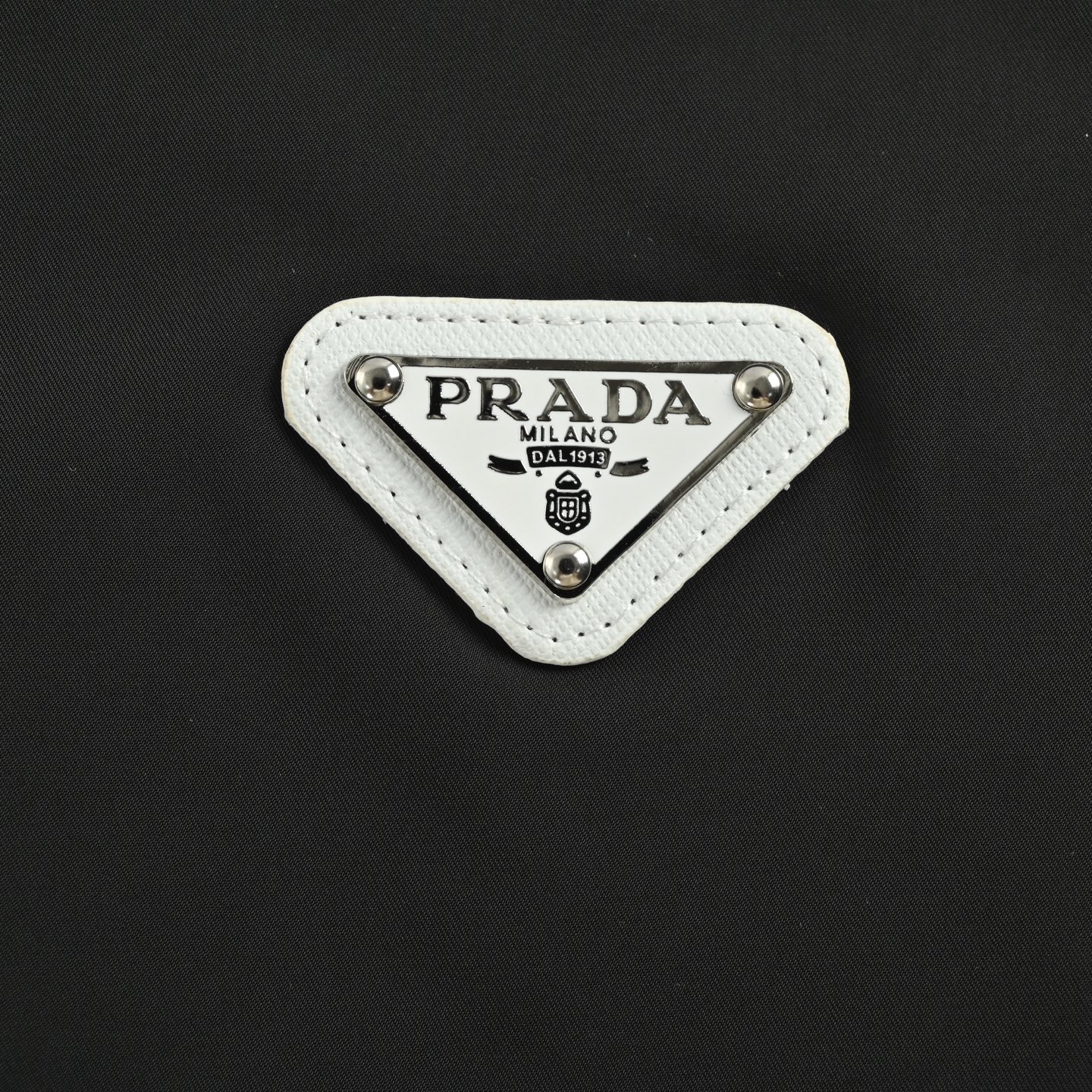 Prada/普拉达 三角徽标拉链连帽外套