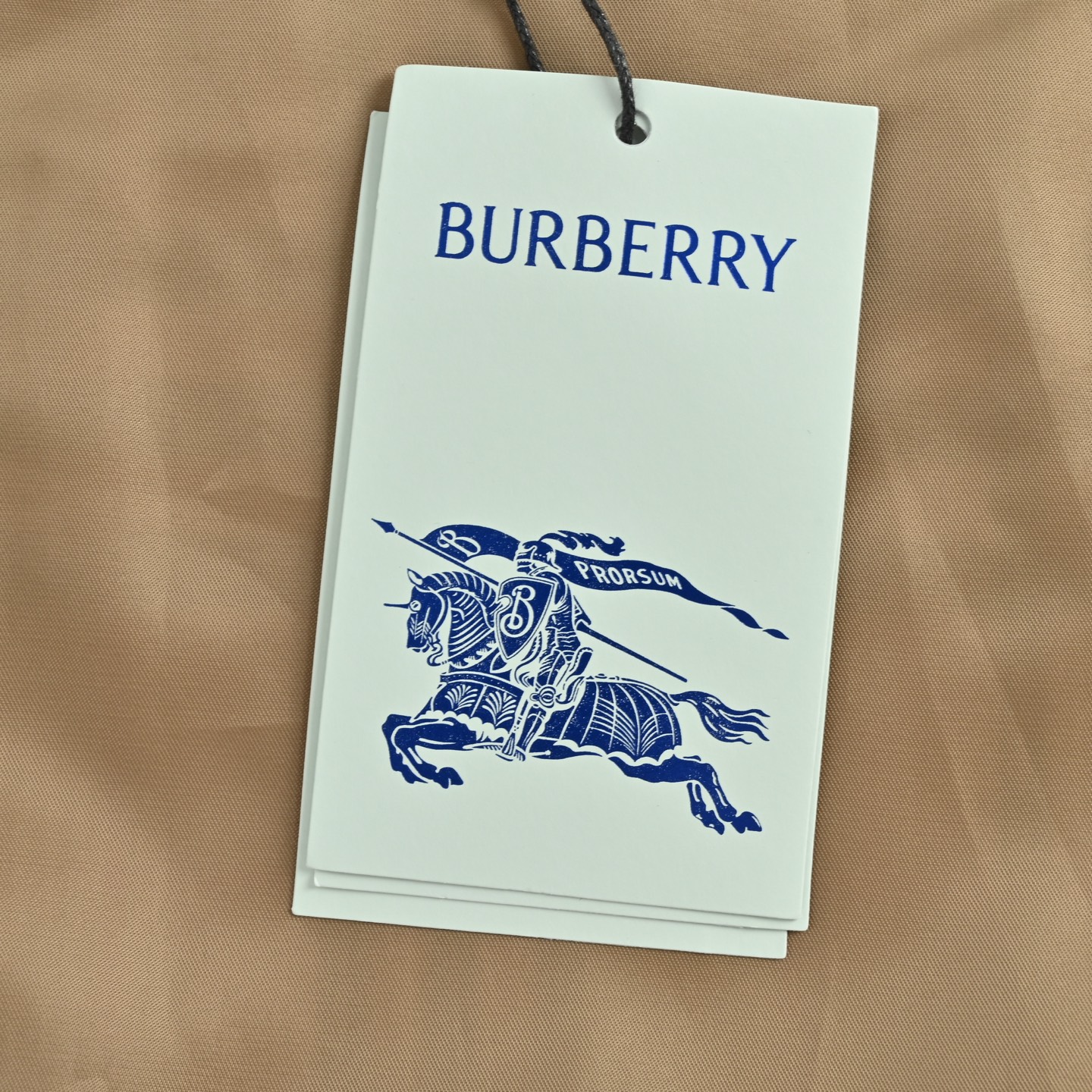 Burberry/巴宝莉 灯芯绒战马刺绣格子夹克外套-莆田鞋,莆田鞋货源,高仿鞋,高仿鞋货源,安福档口,莆田高仿鞋,莆田鞋批发,高仿鞋批发,莆田高仿运动鞋,高仿运动鞋,莆田运动鞋 Burberry/巴宝莉 灯芯绒战马刺绣格子夹克外套