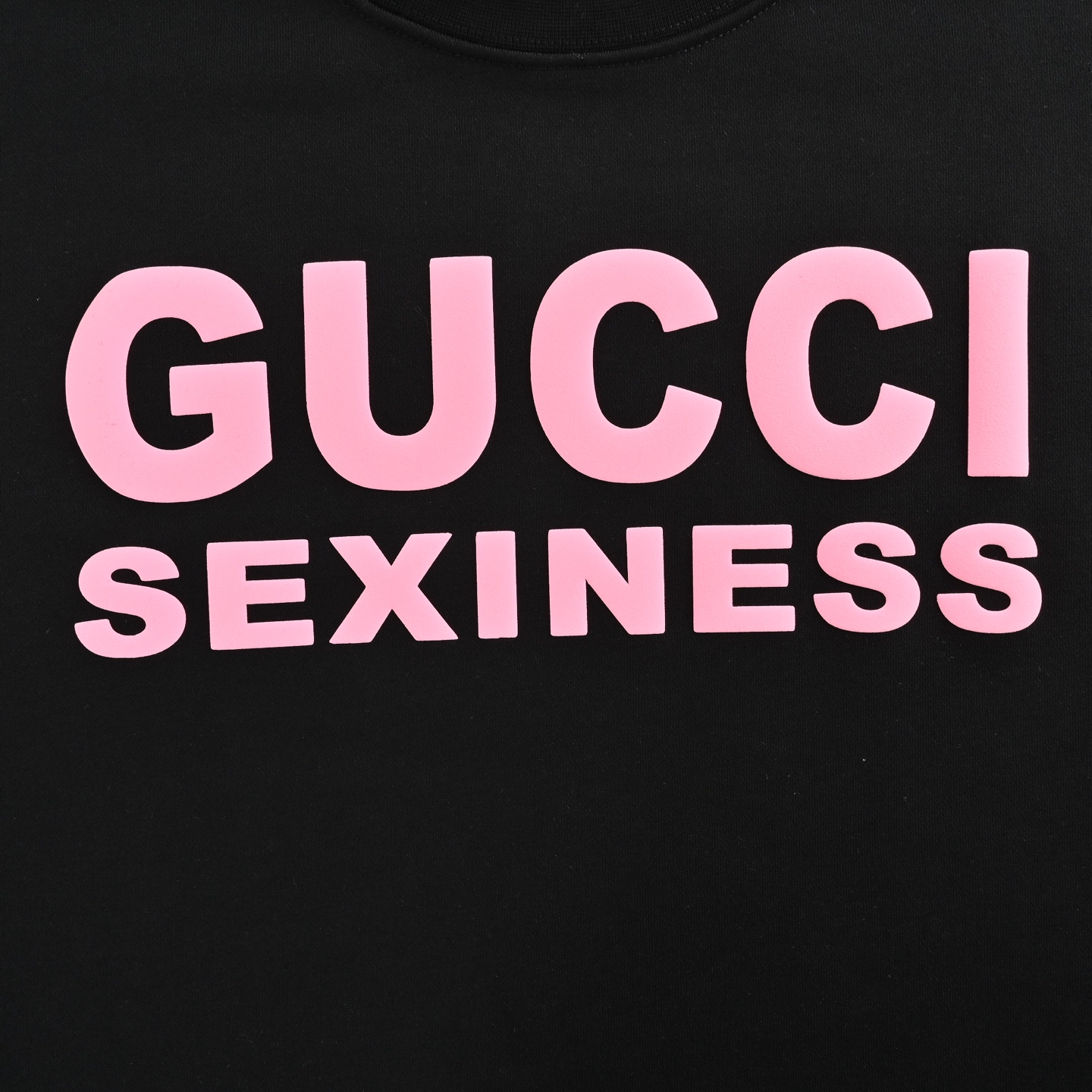Gucci/古驰 25Fw 粉色字母发泡印花圆领卫衣