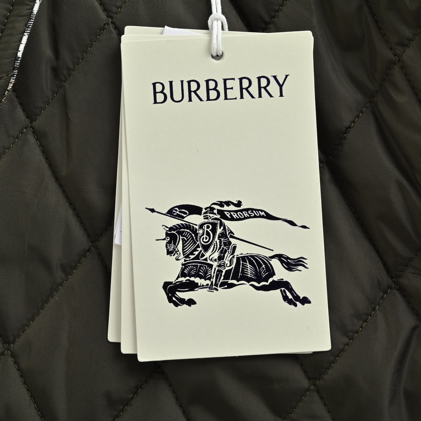 Burberry/巴宝莉 纯色绗缝口袋菱格棉服