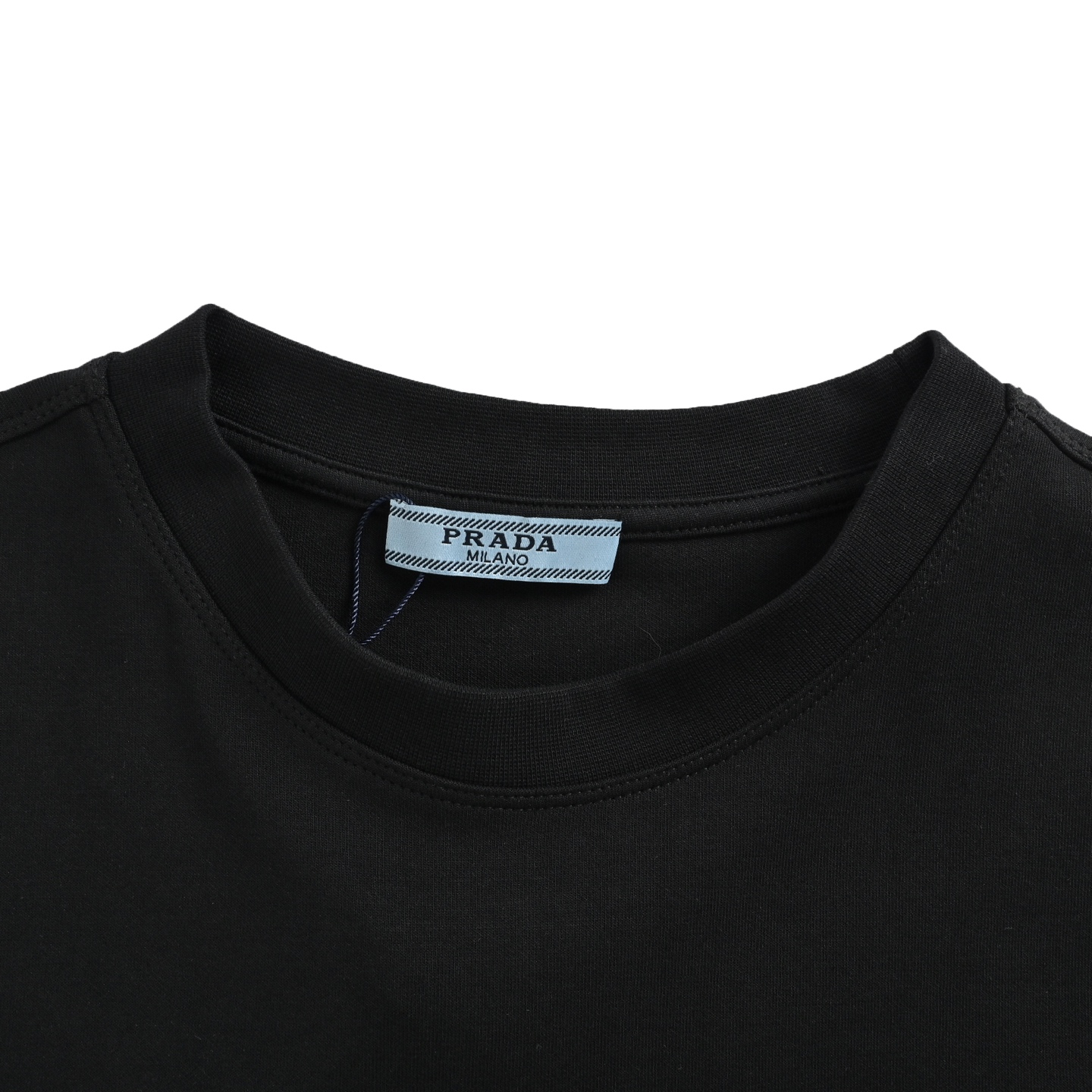 Prada/普拉达 三角标后背暗纹刺绣长袖T恤 黑色 白色