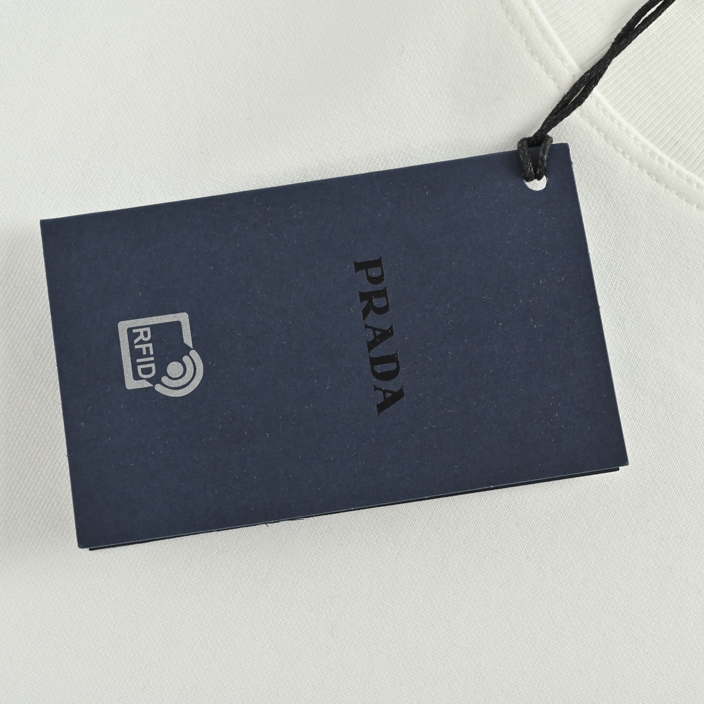 Prada/普拉达 胸口logo字母饰条刺绣长袖T恤 黑色 白色