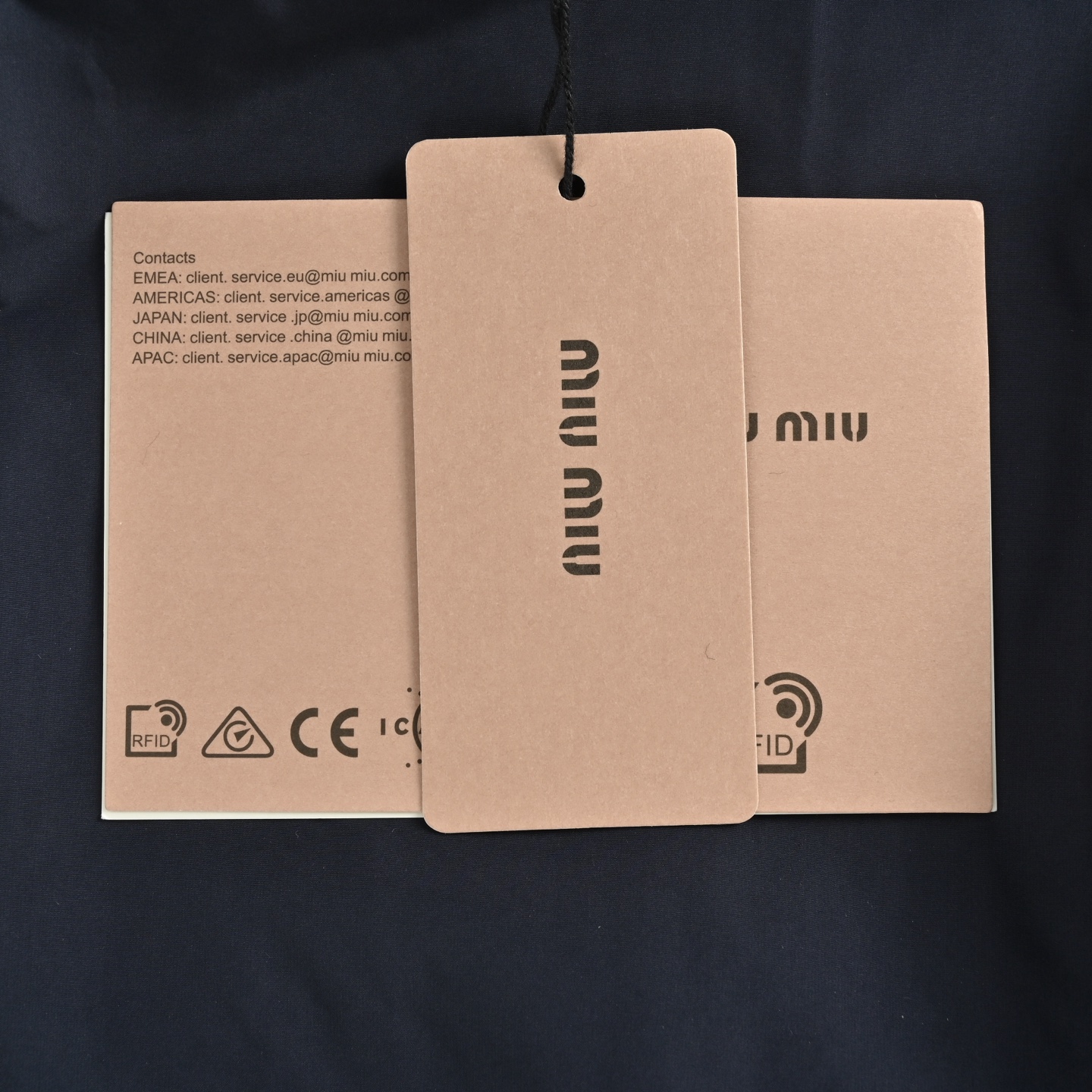 Miu Miu 25Fw Miu小标捆条短款羽绒服