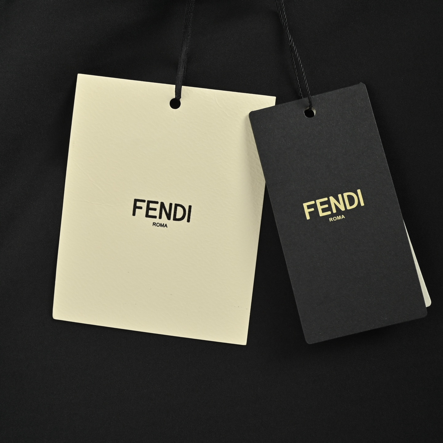 Fendi/芬迪 暗纹满印立领尼龙夹克外套-莆田鞋,莆田鞋货源,高仿鞋,高仿鞋货源,安福档口,莆田高仿鞋,莆田鞋批发,高仿鞋批发,莆田高仿运动鞋,高仿运动鞋,莆田运动鞋 Fendi/芬迪 暗纹满印立领尼龙夹克外套