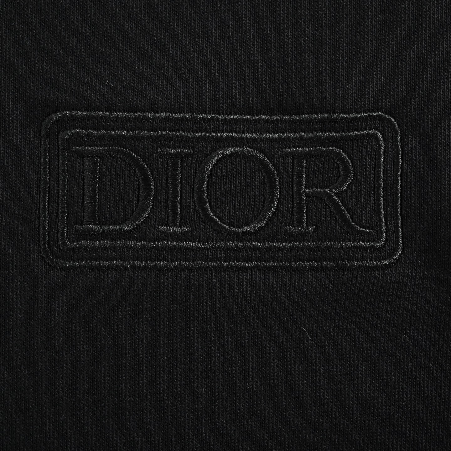 Dior/迪奥 25Fw 方标字母刺绣圆领卫衣 25FW秋冬新款圆领卫衣-莆田鞋,莆田鞋货源,高仿鞋,高仿鞋货源,安福档口,莆田高仿鞋,莆田鞋批发,高仿鞋批发,莆田高仿运动鞋,高仿运动鞋,莆田运动鞋 Dior/迪奥 25Fw 方标字母刺绣圆领卫衣 25FW秋冬新款圆领卫衣