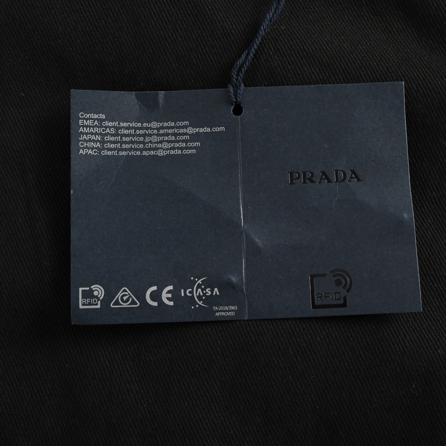 Prada/普拉达 25Fw 三角标连帽棉服外套