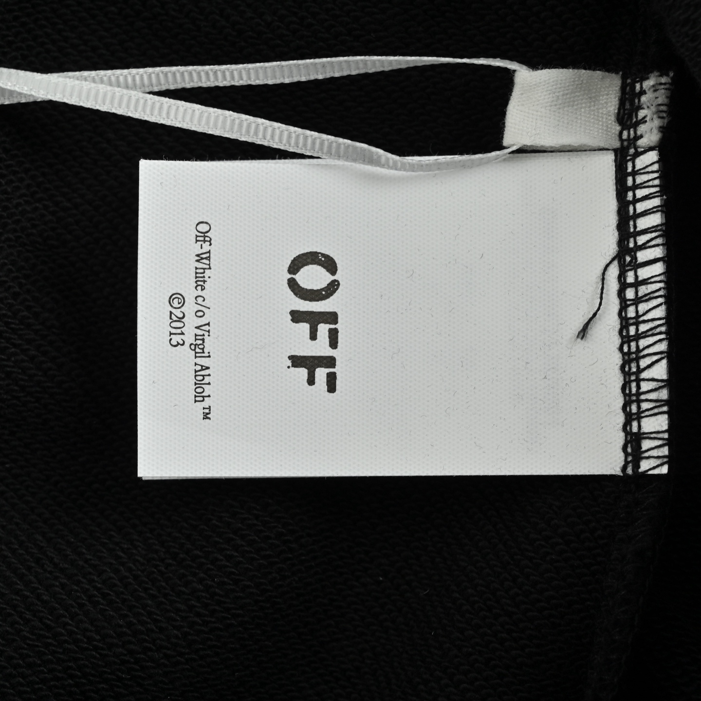 OFF WHITE CO VIRGIL 24Fw 暗纹船锚箭头刺绣连帽卫衣-莆田鞋,莆田鞋货源,高仿鞋,高仿鞋货源,安福档口,莆田高仿鞋,莆田鞋批发,高仿鞋批发,莆田高仿运动鞋,高仿运动鞋,莆田运动鞋 OFF WHITE CO VIRGIL 24Fw 暗纹船锚箭头刺绣连帽卫衣