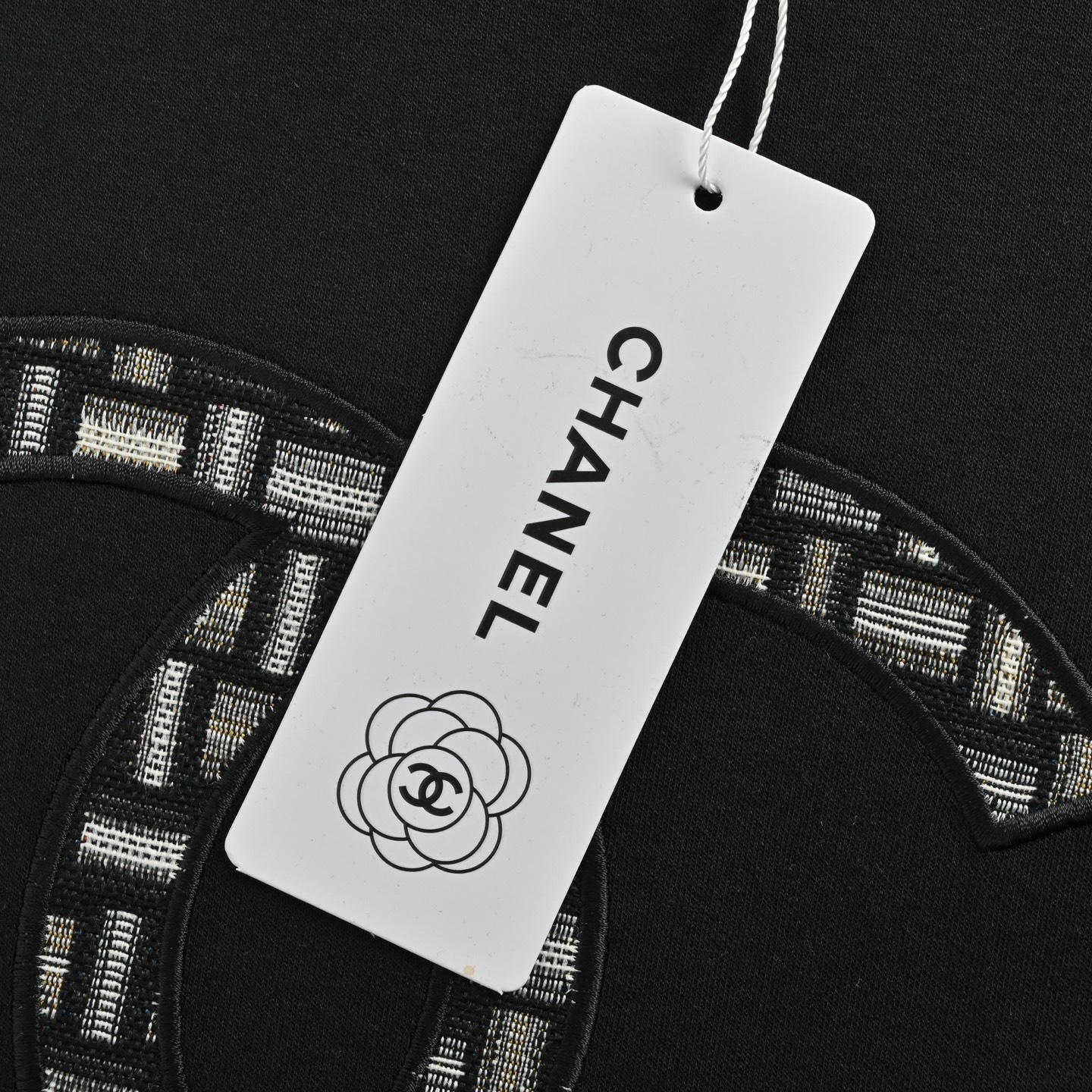 Chanel/香奈儿 25Fw 织锦双C贴布刺绣长袖T恤