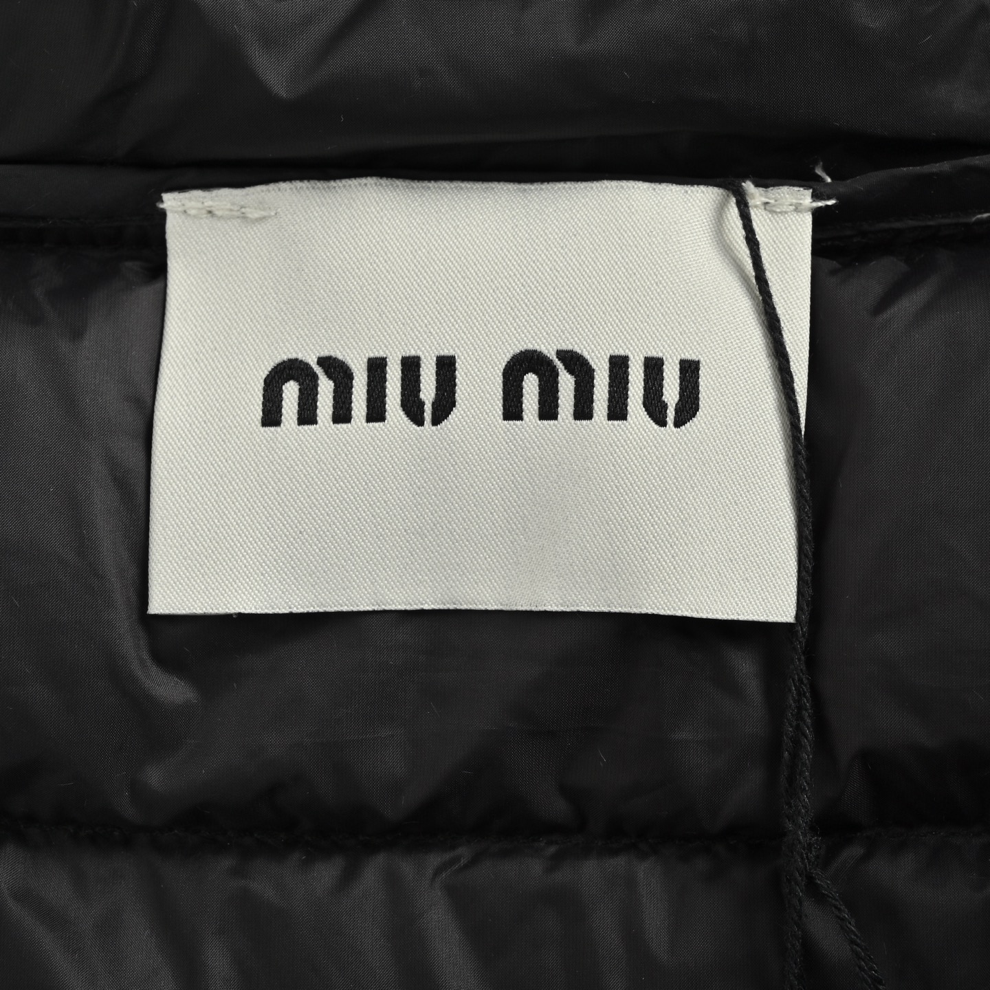 Miu Miu/缪缪 小标连帽羽绒服
