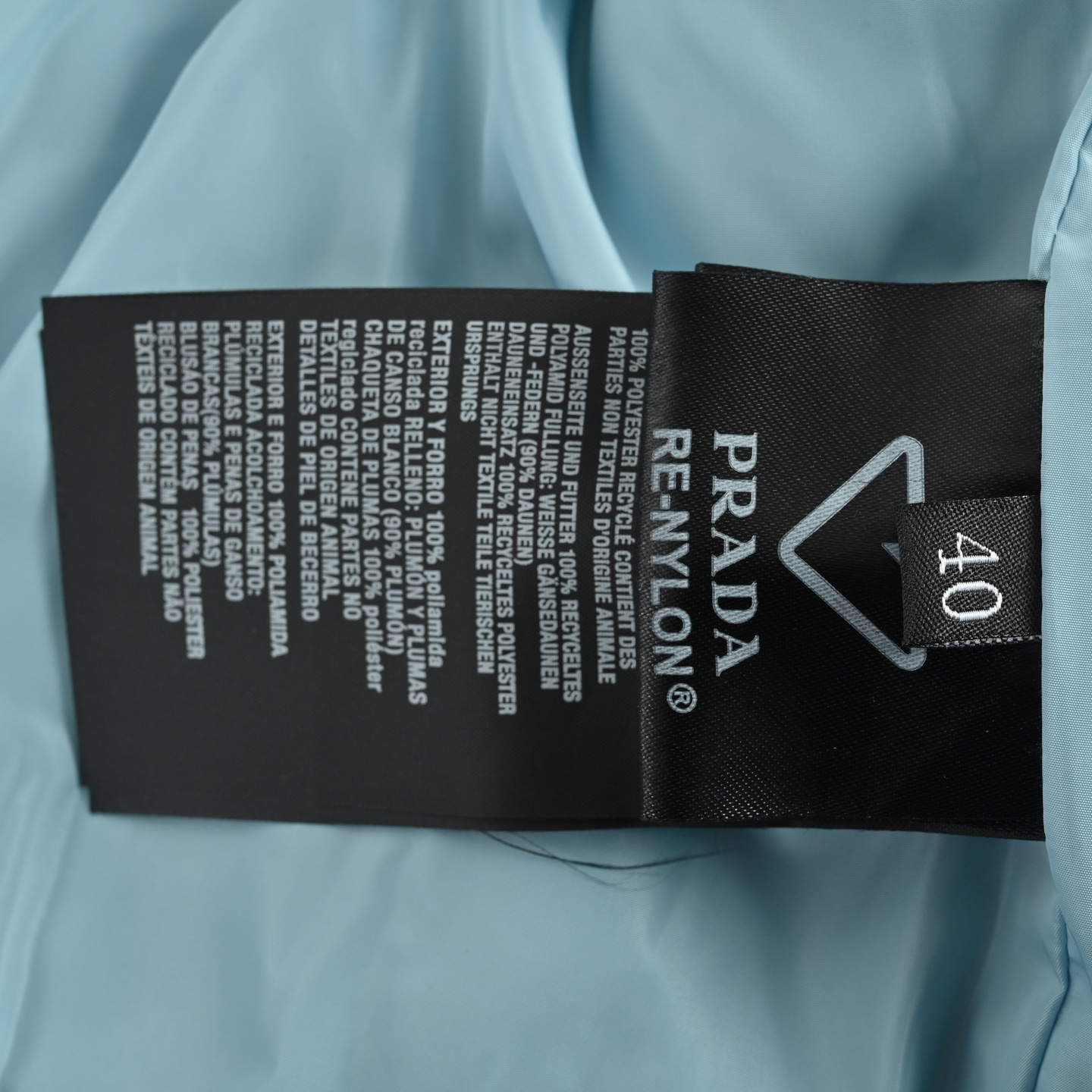 Prada/普拉达 女士三角标连帽羽绒服