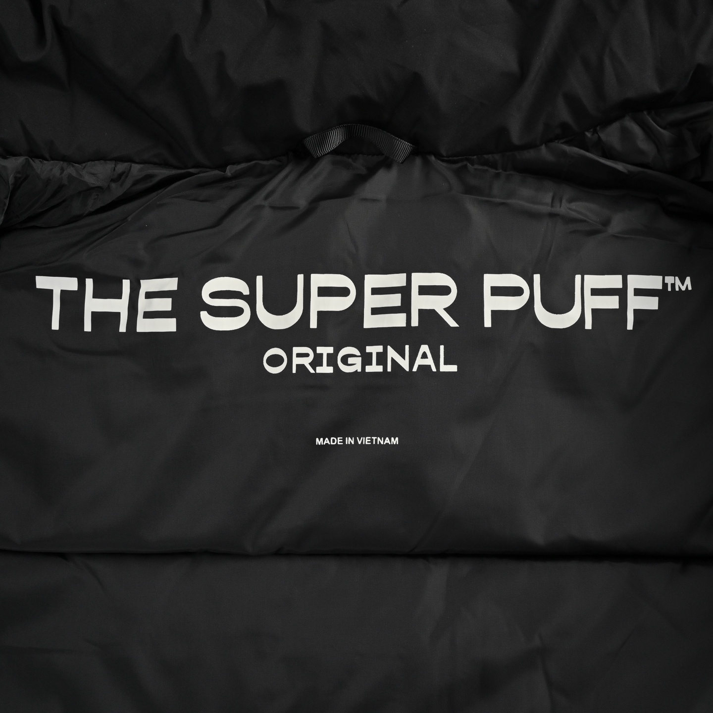 ARITZIA Super Puff 纯色五格羽绒服 黑色 蓝色