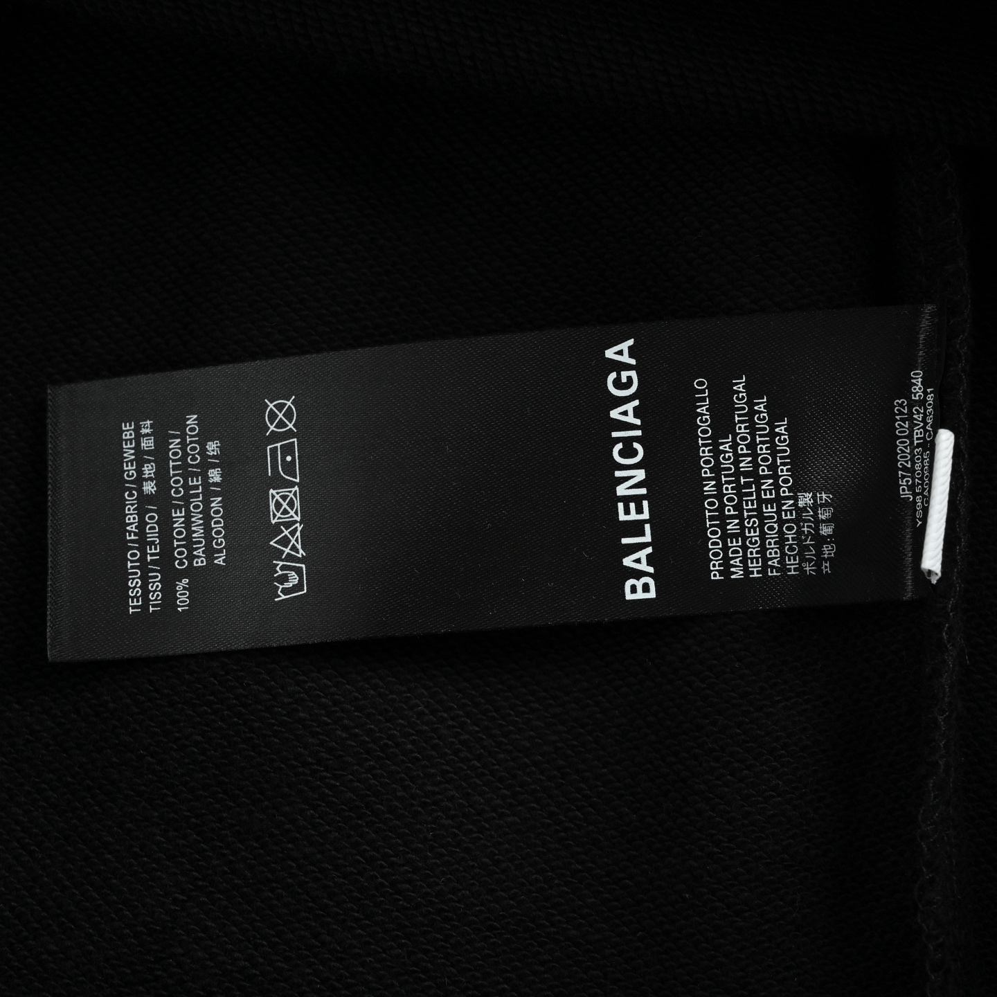 Balenciaga/巴黎世家 25Fw 裂纹印花圆领卫衣