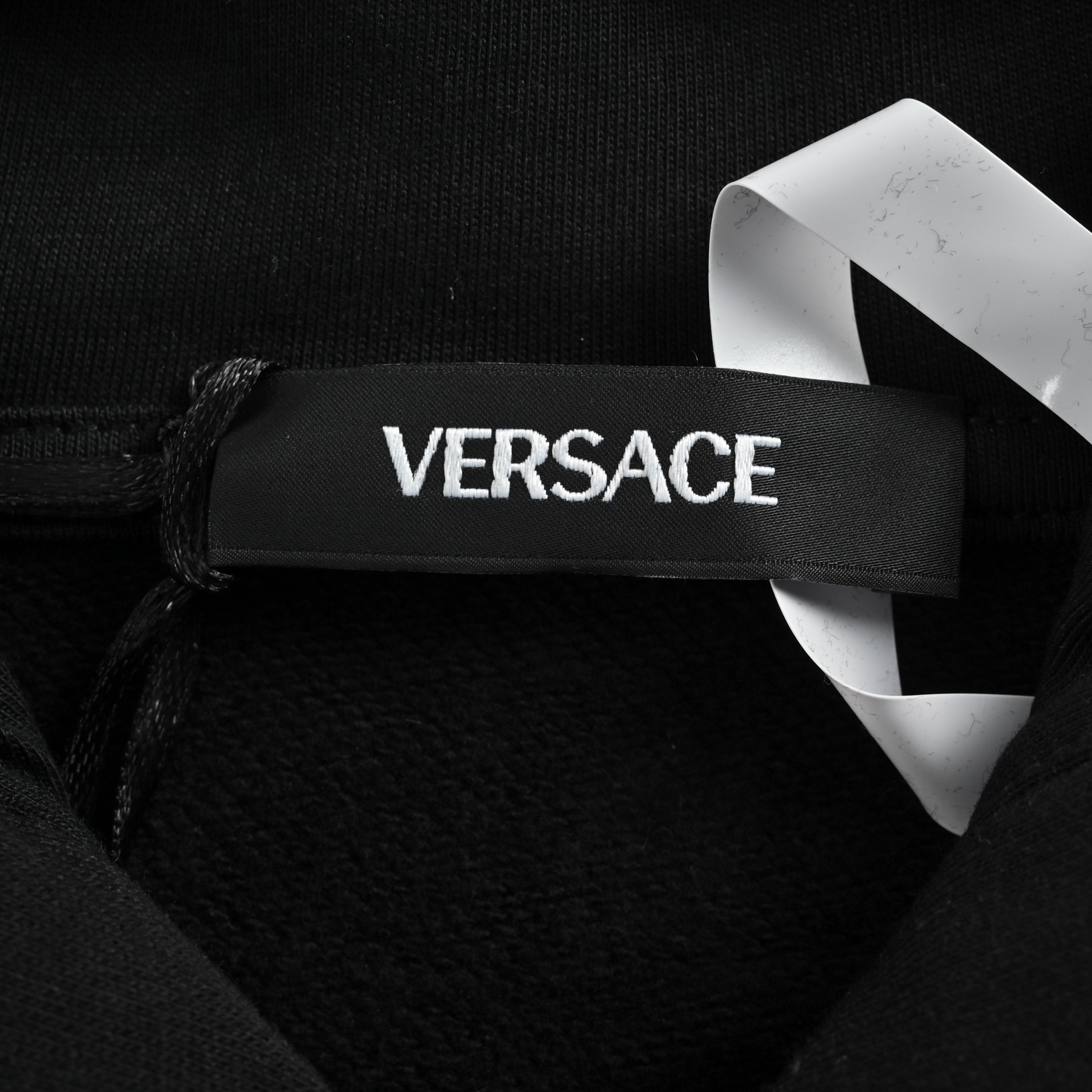 VERSACE/范思哲 纯色胸扣连帽卫衣