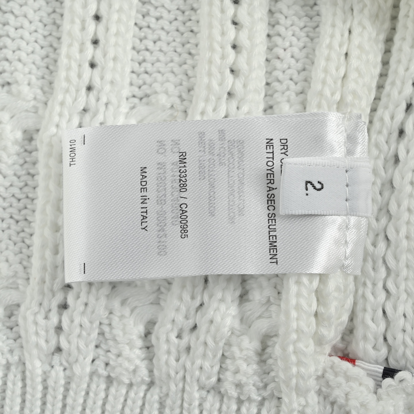 Thom Browne/汤姆布朗 粗针麻花针织开衫毛衣 THOM BROWNE 汤姆布朗 .TB经典袖子四条纹针织粗针麻花针织开衫毛衣