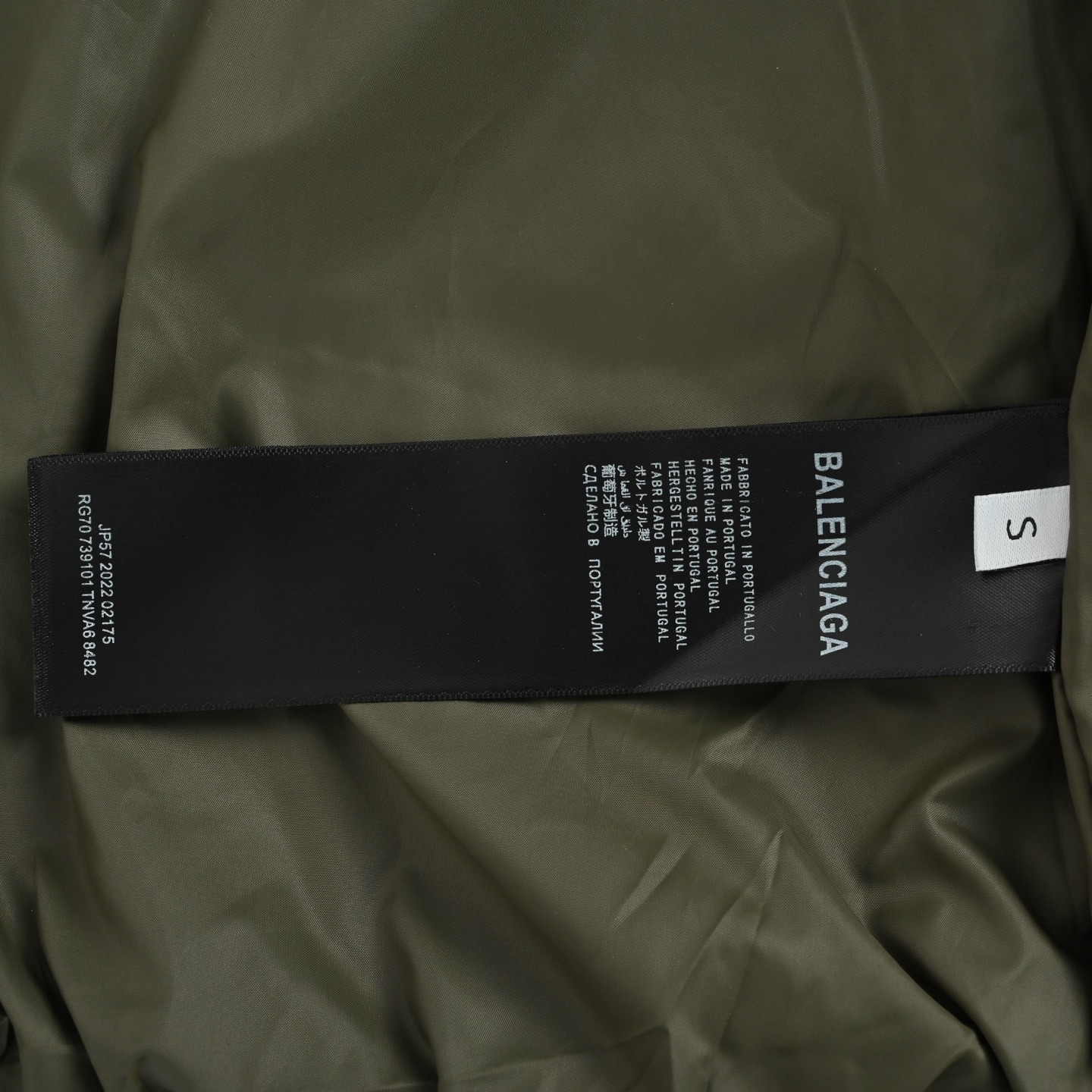 Balenciaga/巴黎世家 贴饰刺绣飞行员夹克-莆田鞋,莆田鞋货源,高仿鞋,高仿鞋货源,安福档口,莆田高仿鞋,莆田鞋批发,高仿鞋批发,莆田高仿运动鞋,高仿运动鞋,莆田运动鞋 Balenciaga/巴黎世家 贴饰刺绣飞行员夹克