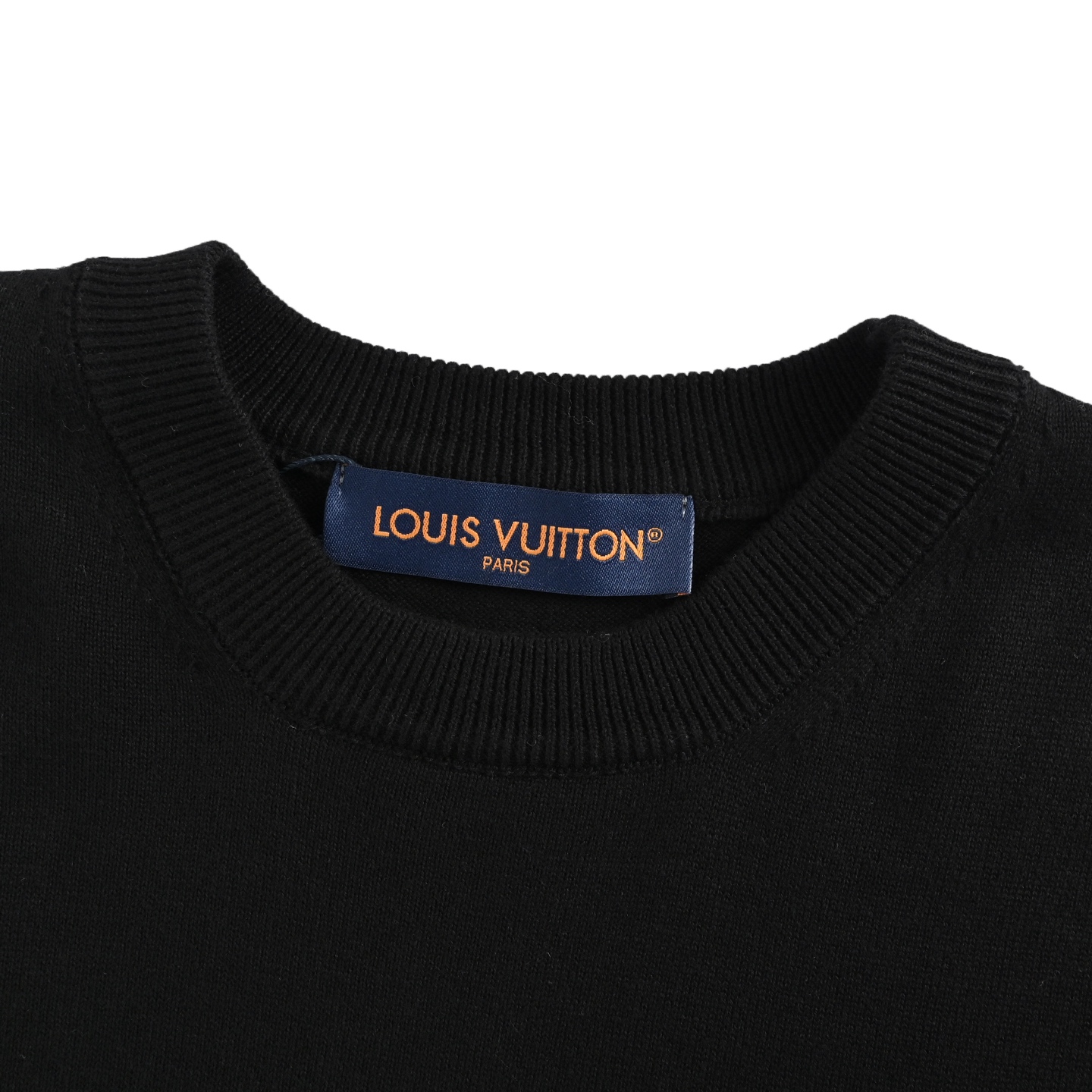 Louis Vuitton/路易威登 渐变串珠针织套头毛衣-莆田鞋,莆田鞋货源,高仿鞋,高仿鞋货源,安福档口,莆田高仿鞋,莆田鞋批发,高仿鞋批发,莆田高仿运动鞋,高仿运动鞋,莆田运动鞋 Louis Vuitton/路易威登 渐变串珠针织套头毛衣