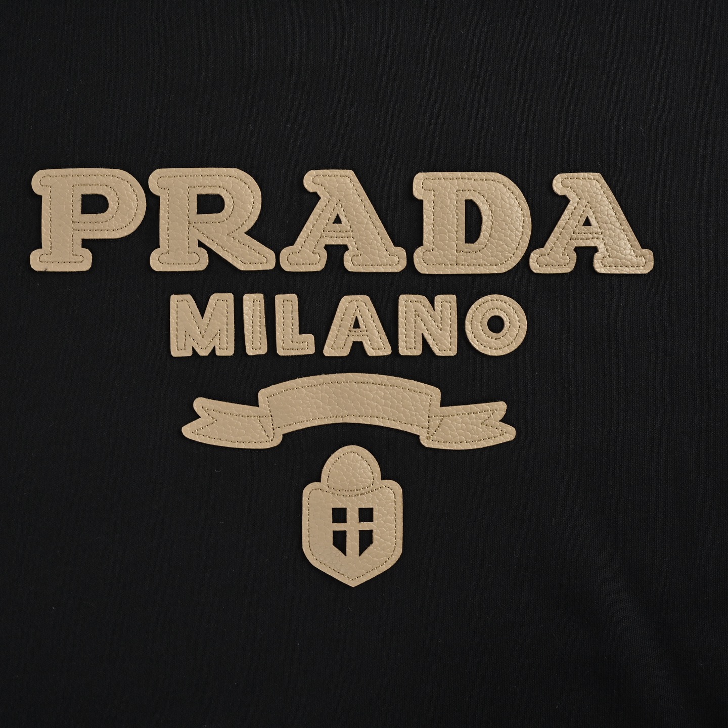 Prada/普拉达 25Fw 贴皮字母logo圆领卫衣 25FW秋冬新款圆领卫衣