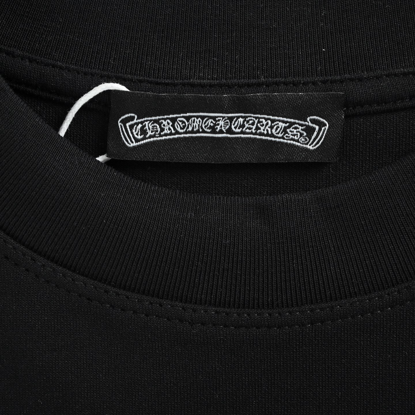 Chrome Hearts/克罗心 25Fw 暗纹十字架马蹄刺绣长袖T恤-莆田鞋,莆田鞋货源,高仿鞋,高仿鞋货源,安福档口,莆田高仿鞋,莆田鞋批发,高仿鞋批发,莆田高仿运动鞋,高仿运动鞋,莆田运动鞋 Chrome Hearts/克罗心 25Fw 暗纹十字架马蹄刺绣长袖T恤