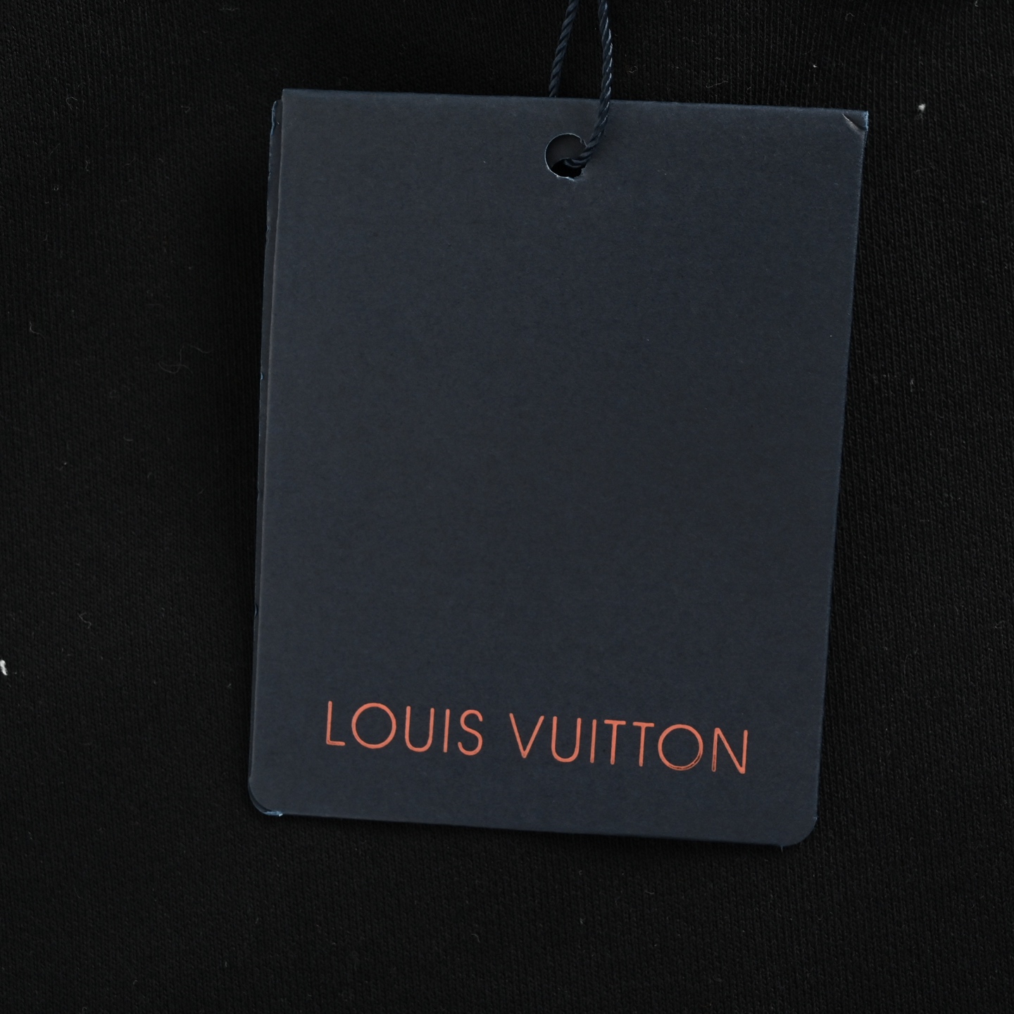 Louis Vuitton/路易威登 牛仔贴布刺绣水洗破洞连帽卫衣 水洗黑 水洗白-莆田鞋,莆田鞋货源,高仿鞋,高仿鞋货源,安福档口,莆田高仿鞋,莆田鞋批发,高仿鞋批发,莆田高仿运动鞋,高仿运动鞋,莆田运动鞋 Louis Vuitton/路易威登 牛仔贴布刺绣水洗破洞连帽卫衣 水洗黑 水洗白