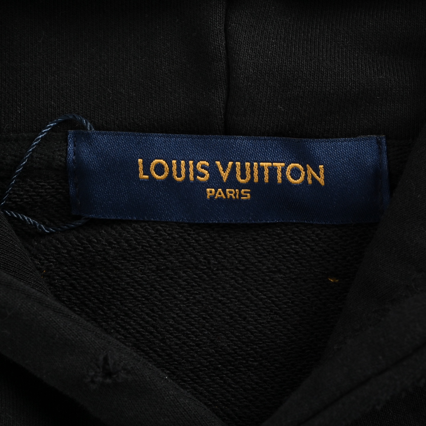 Louis Vuitton/路易威登 云朵牛仔logo贴布刺绣水洗连帽卫衣-莆田鞋,莆田鞋货源,高仿鞋,高仿鞋货源,安福档口,莆田高仿鞋,莆田鞋批发,高仿鞋批发,莆田高仿运动鞋,高仿运动鞋,莆田运动鞋 Louis Vuitton/路易威登 云朵牛仔logo贴布刺绣水洗连帽卫衣