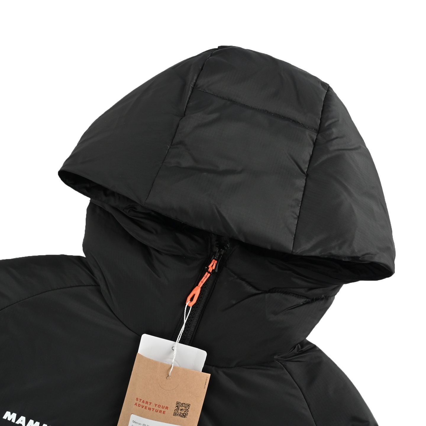 Mamut/猛犸象 胸口小标连帽羽绒服 黑色