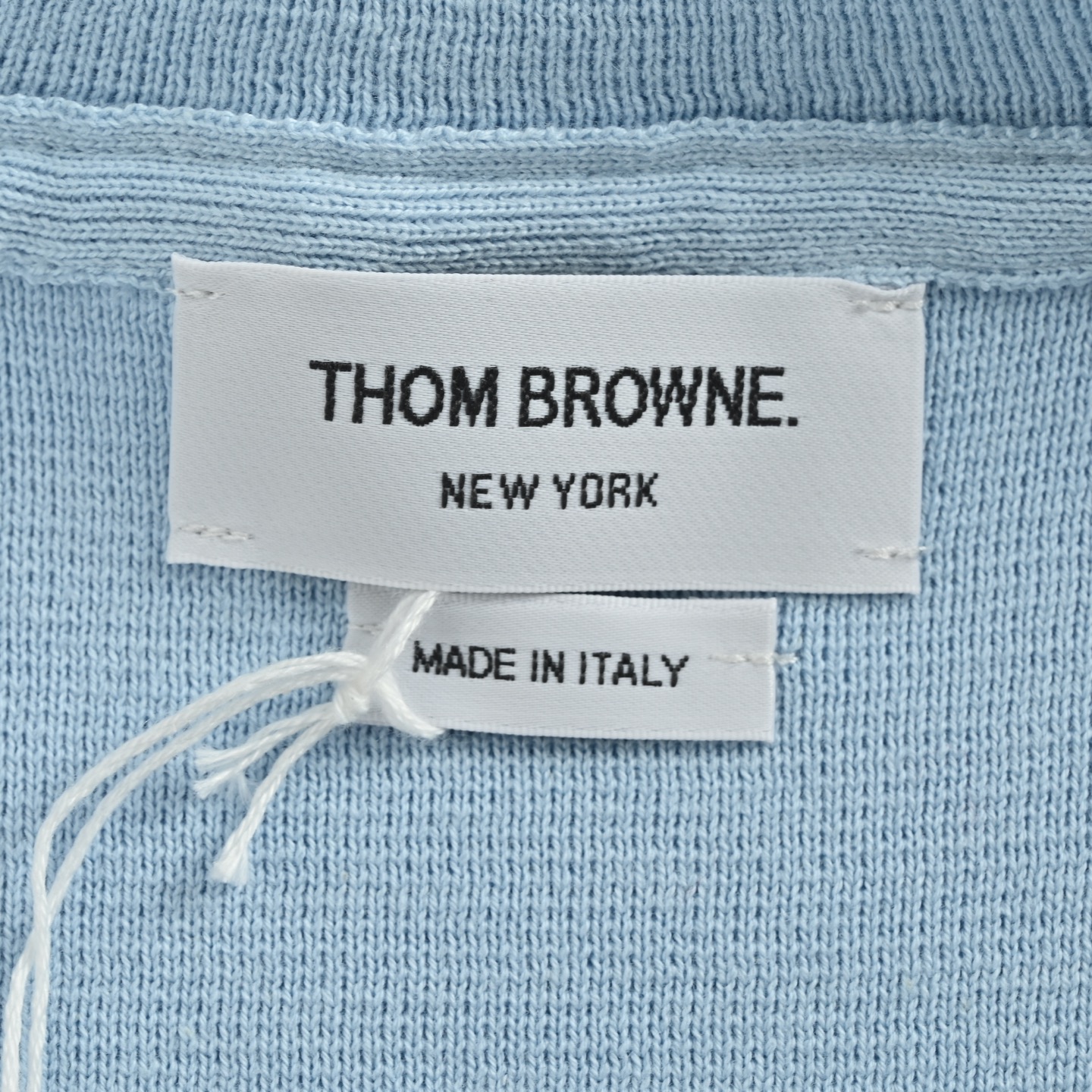 Thom Browne/汤姆布朗 四杠连帽外套-莆田鞋,莆田鞋货源,高仿鞋,高仿鞋货源,安福档口,莆田高仿鞋,莆田鞋批发,高仿鞋批发,莆田高仿运动鞋,高仿运动鞋,莆田运动鞋 Thom Browne/汤姆布朗 四杠连帽外套