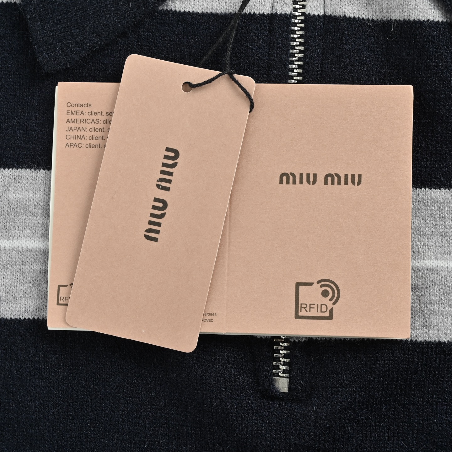 Miu Miu 25Fw Miu小标条纹半拉链毛衣