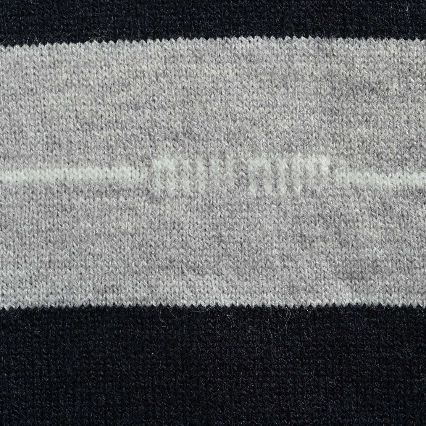 Miu Miu 25Fw Miu小标条纹半拉链毛衣