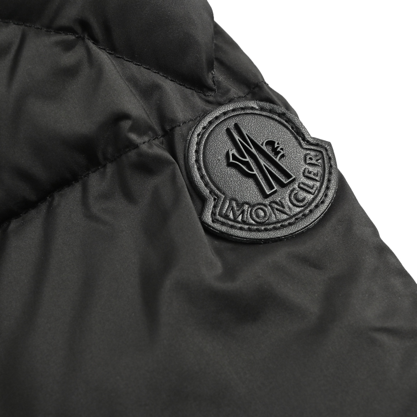 Moncler/蒙口 X1017ALYX9SM联名系列皮口袋羽绒服